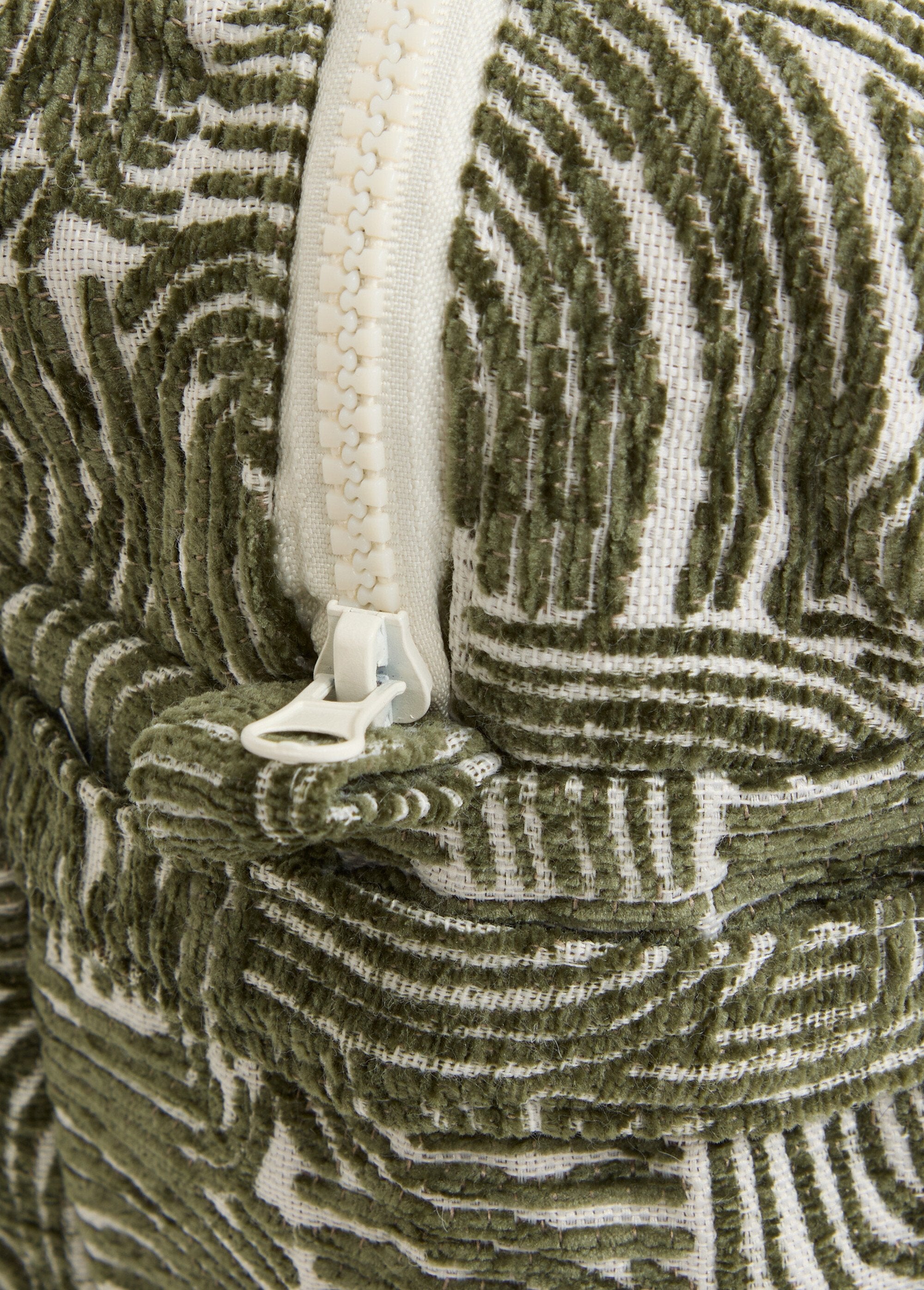 Trousse_de_toilette_en_tissu__texturé_Vert_DE1_slim