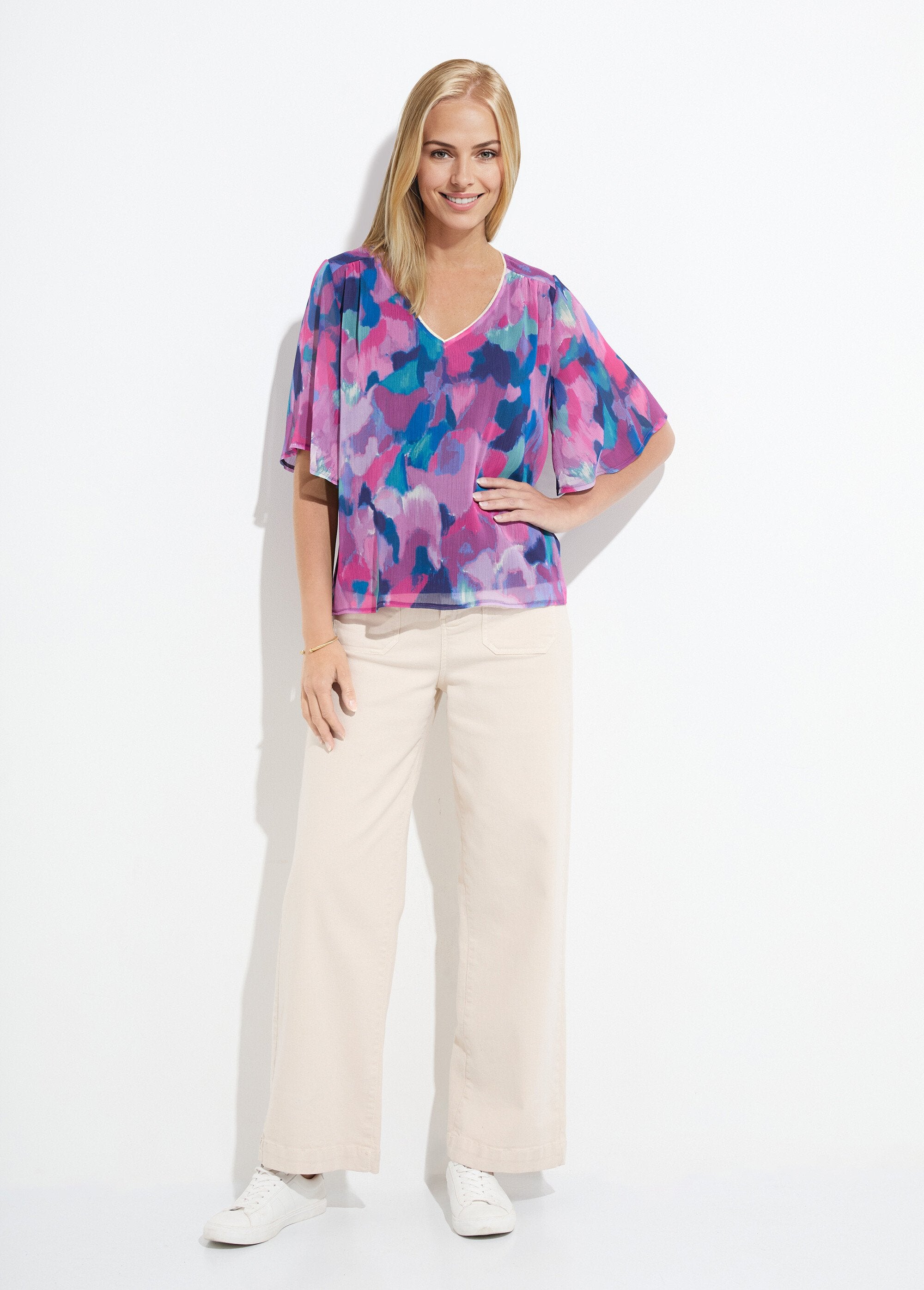 Tunica_in_voile_stampato_con_scollo_a_V_e_vestibilità_ampia_Multicolore_SF1_slim