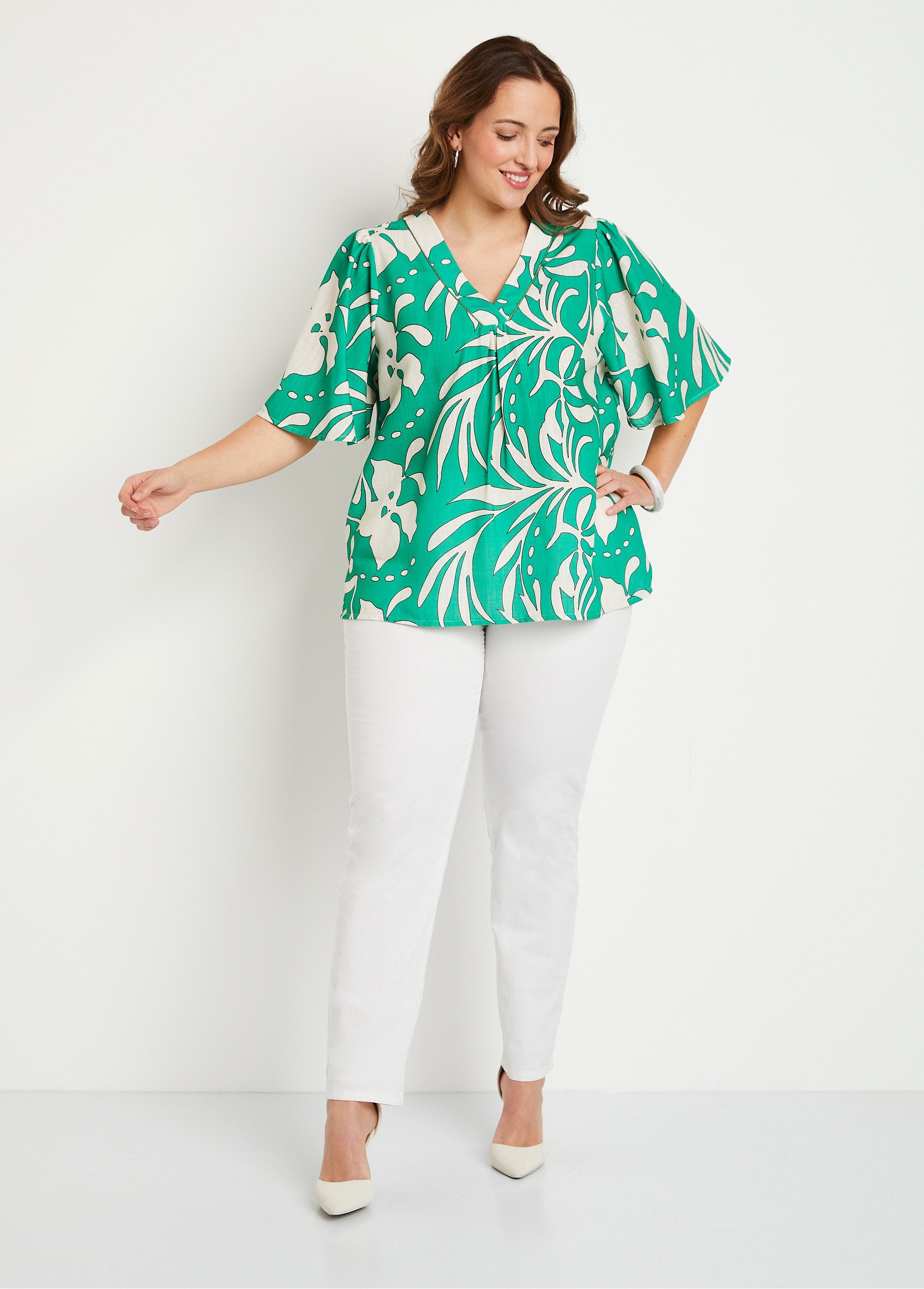 Tunica_lunga_e_sciolta_in_lino_Verde_ed_ecrù_SF1_curvy