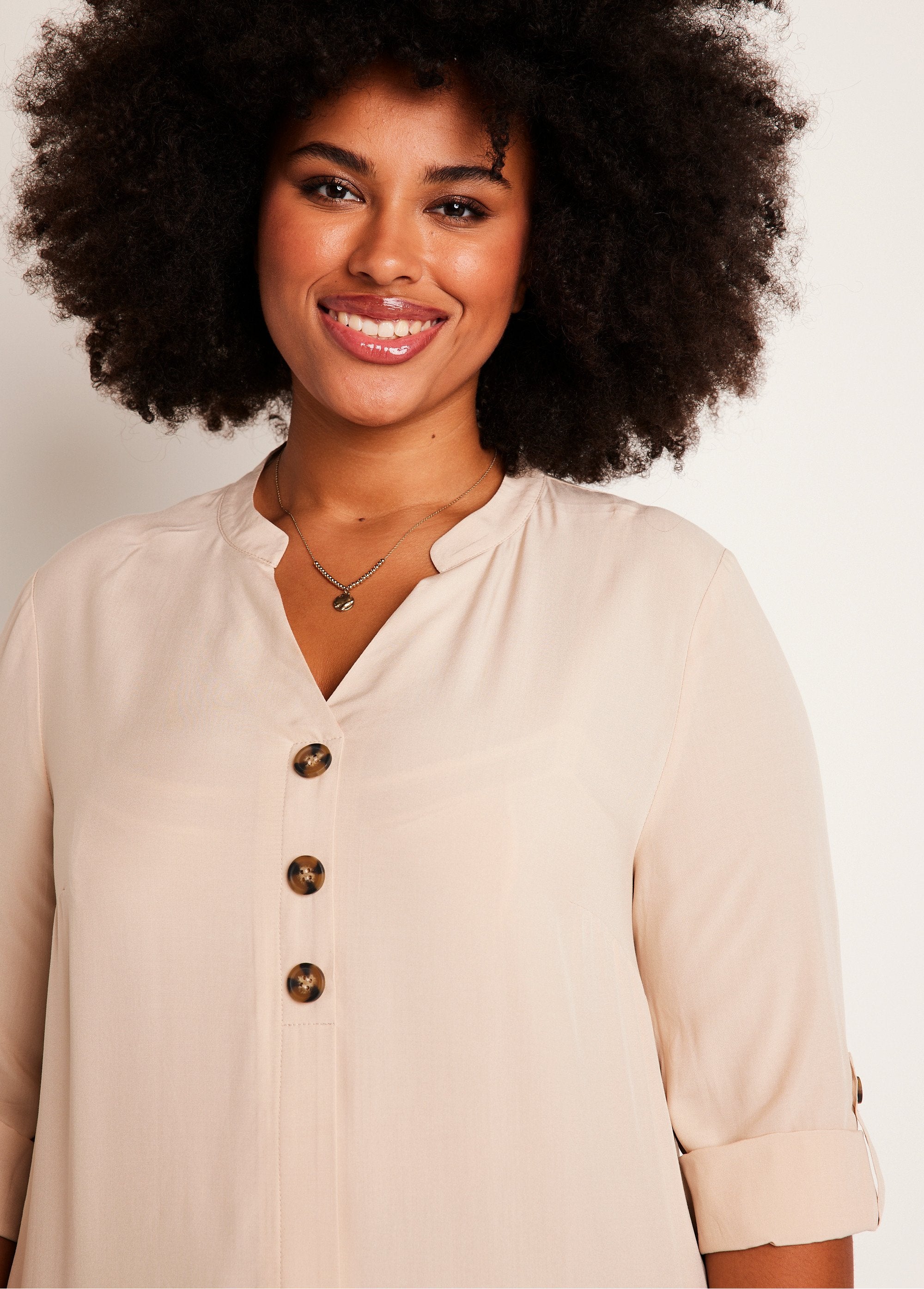 Tunica_lunga_e_aderente_con_maniche_a_3/4_Sabbia_DE1_curvy