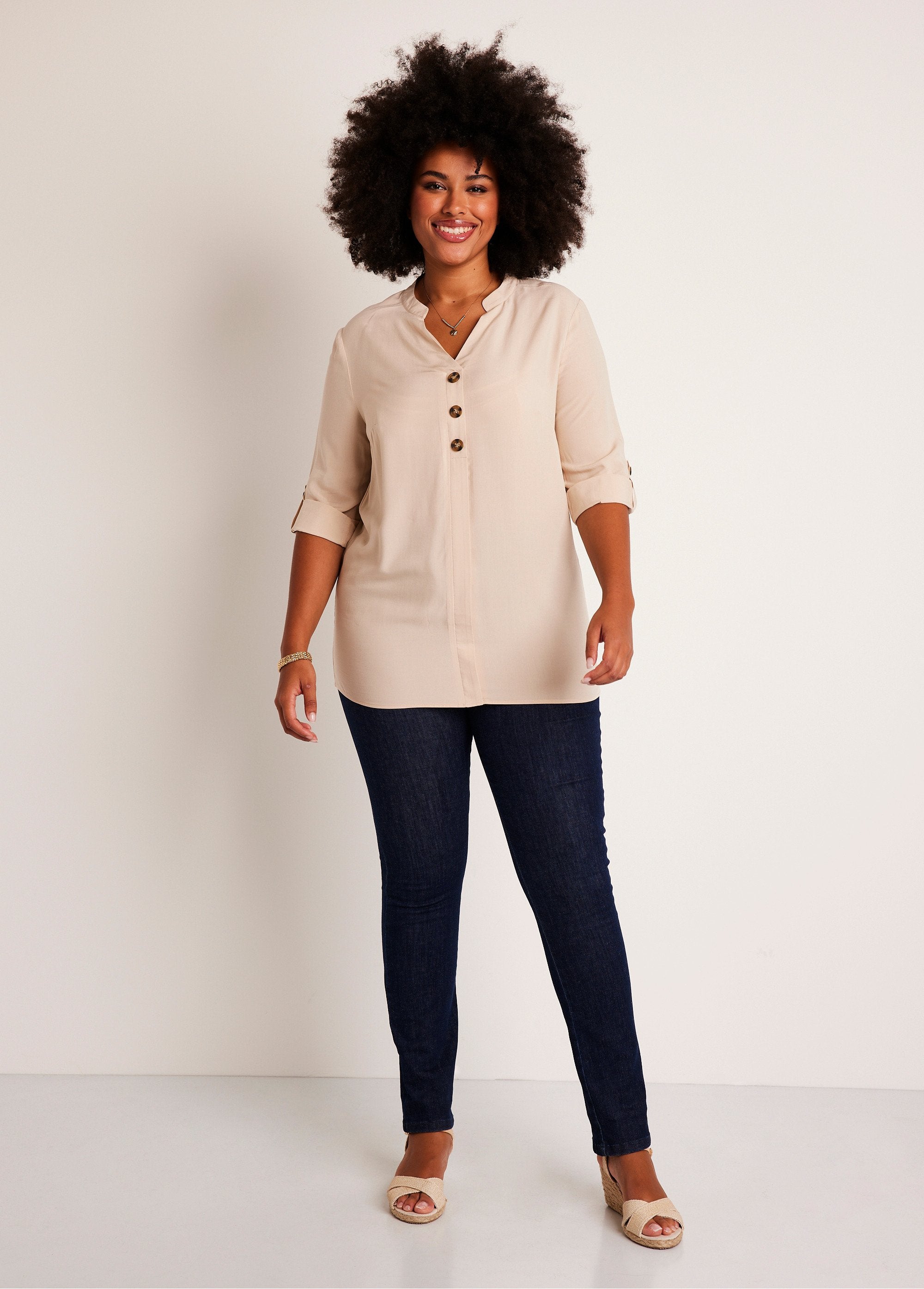 Tunica_lunga_e_aderente_con_maniche_a_3/4_Sabbia_SF1_curvy