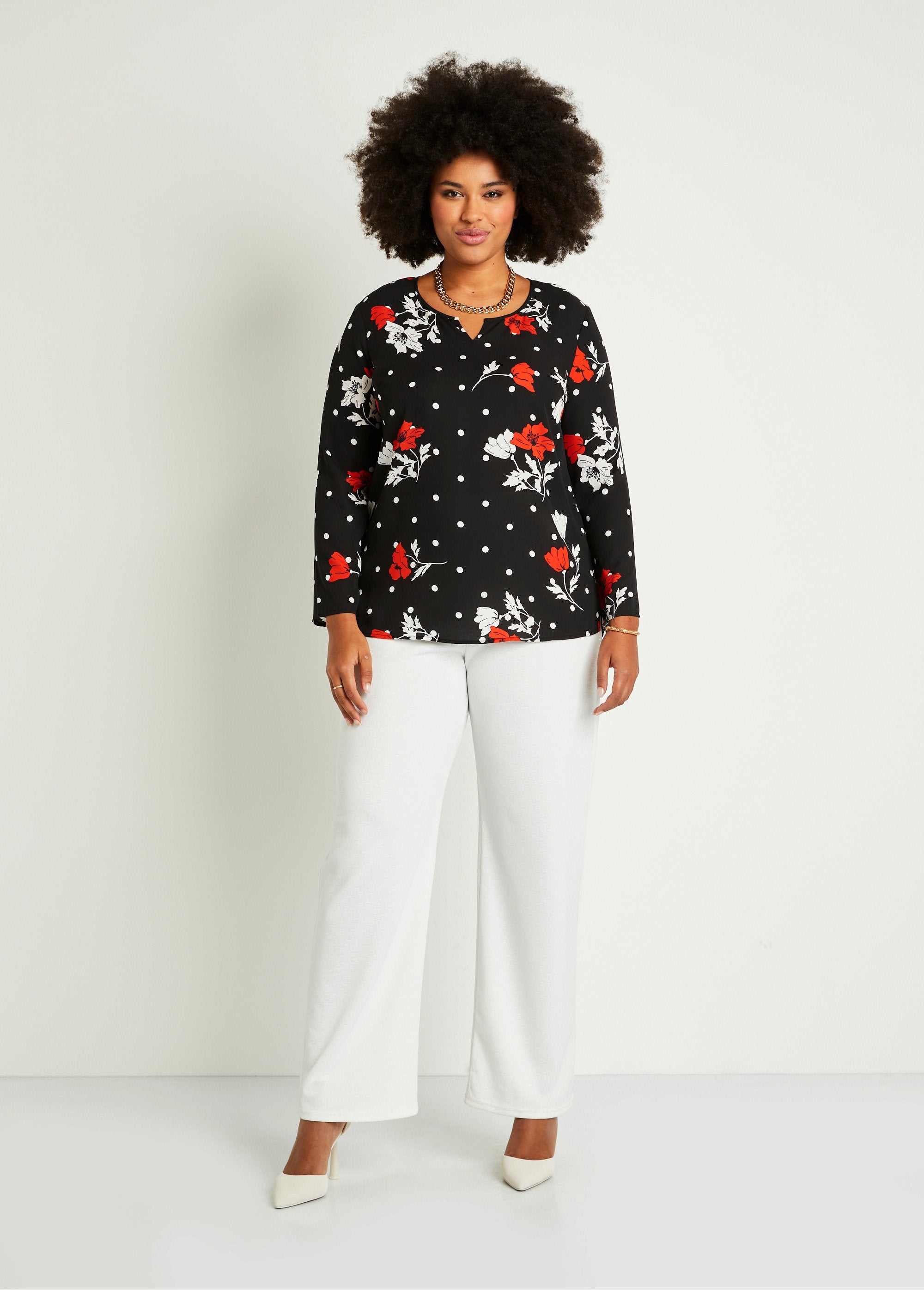 Tunica_corta_a_fiori_Sfondo_nero_SF1_curvy