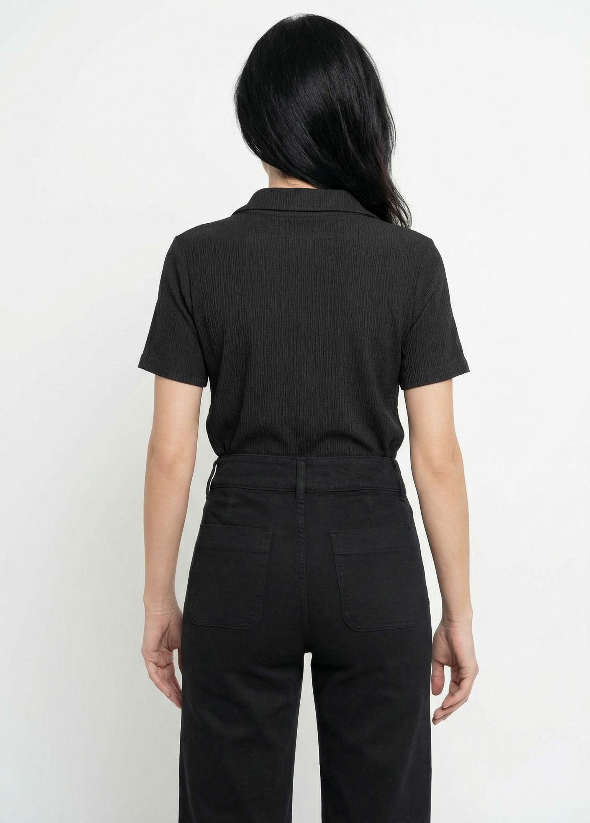 Tunica_con_scollo_a_V_in_rilievo_Noir_DO1_slim