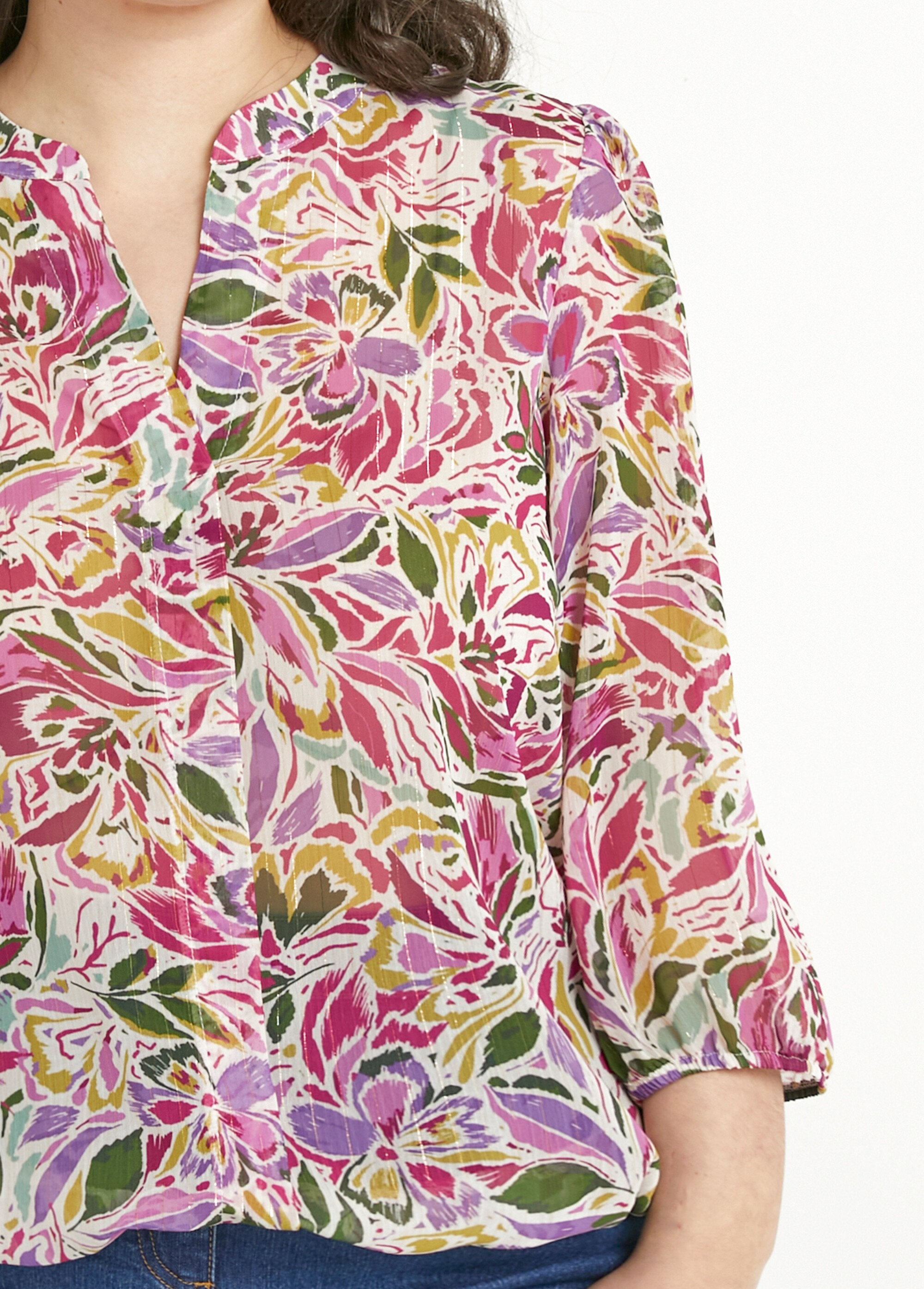 Tunica_lunga_blousante_con_scollo_a_V_in_voile_floreale_lucido_Multicolore_DE1_curvy