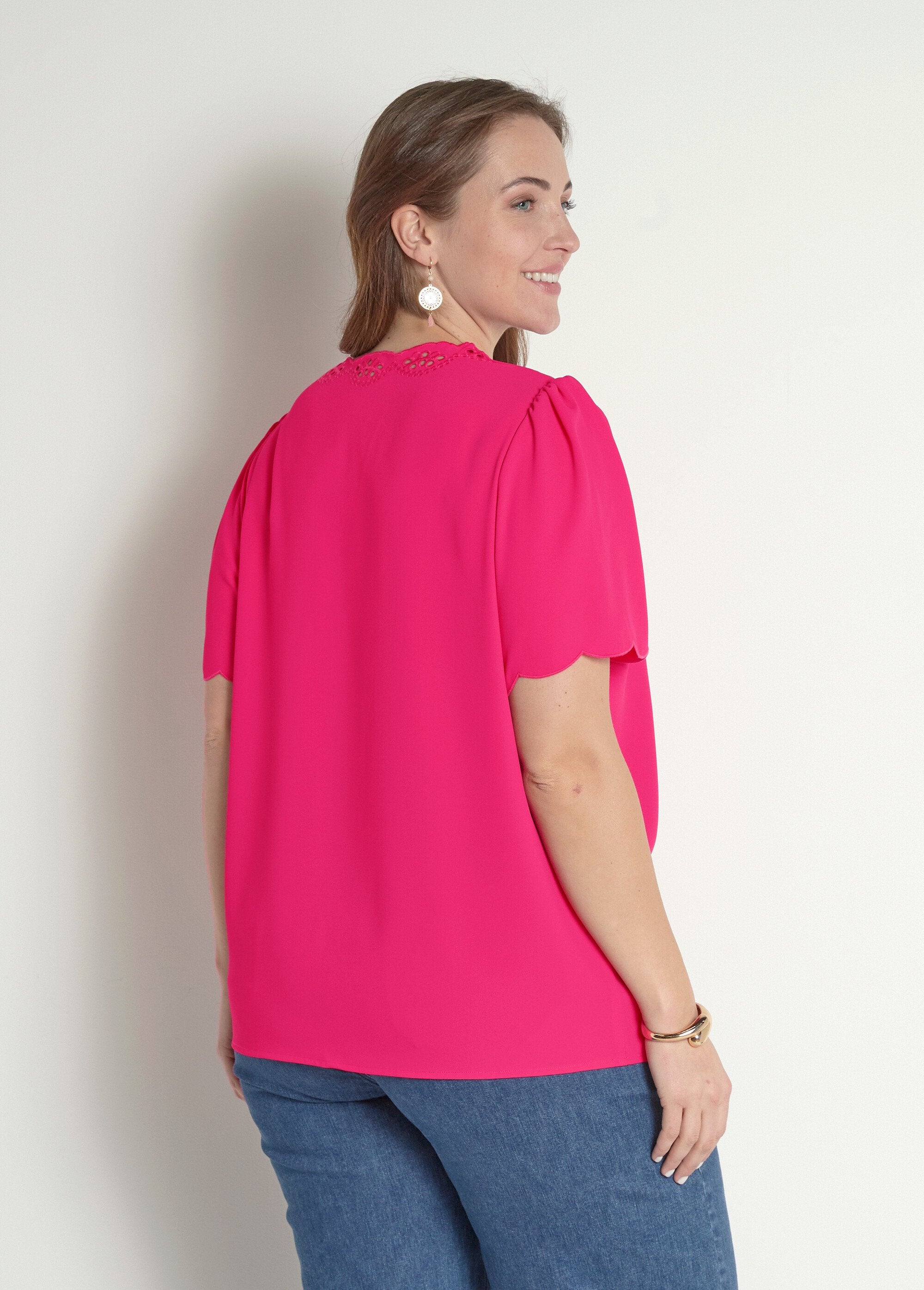 Tunica_lunga_ricamata_con_maniche_corte_tinta_unita_Fuchsia_DO1_curvy