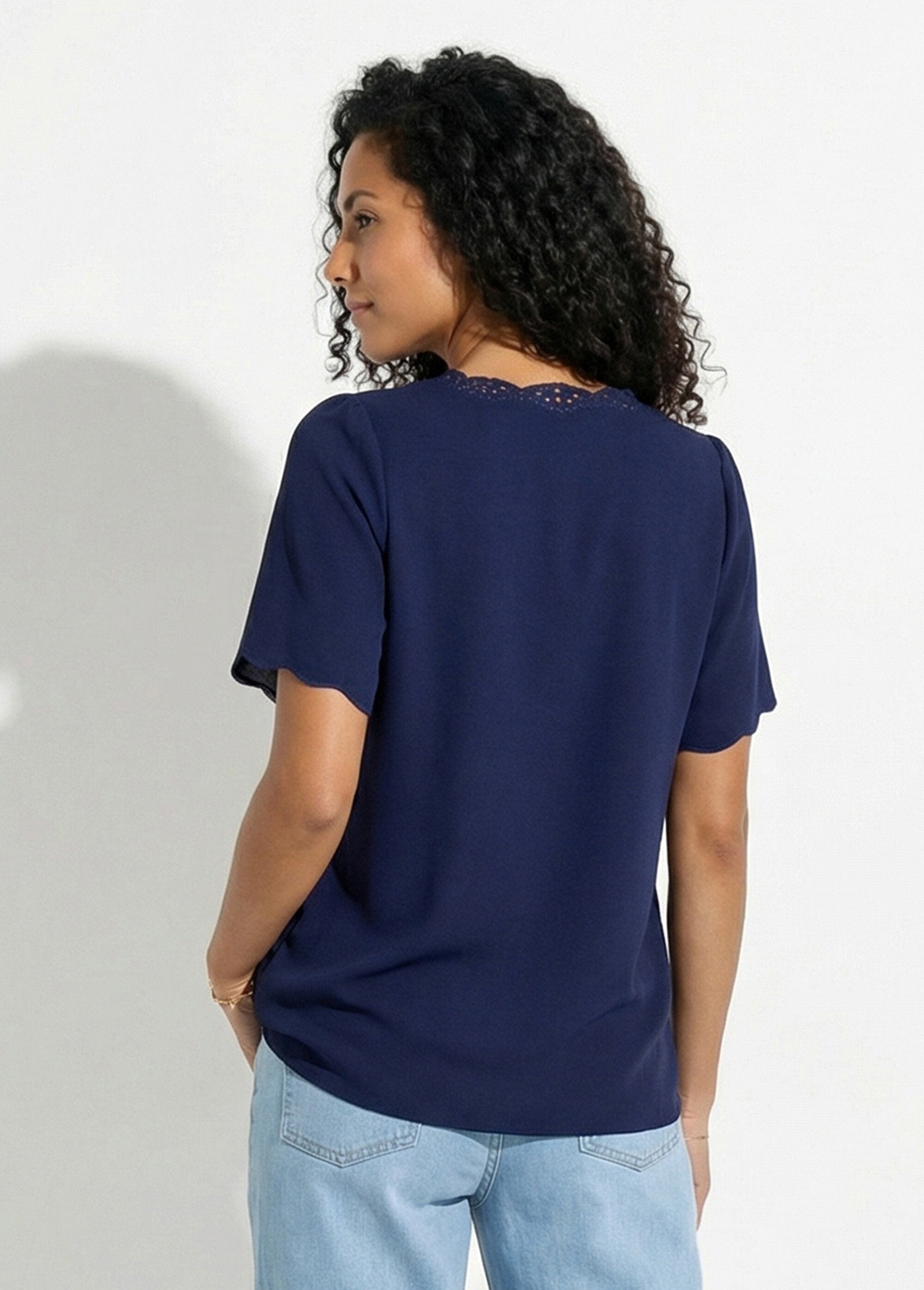 Tunica_lunga_ricamata_con_maniche_corte_tinta_unita_Bleu_nuit_DO1_slim