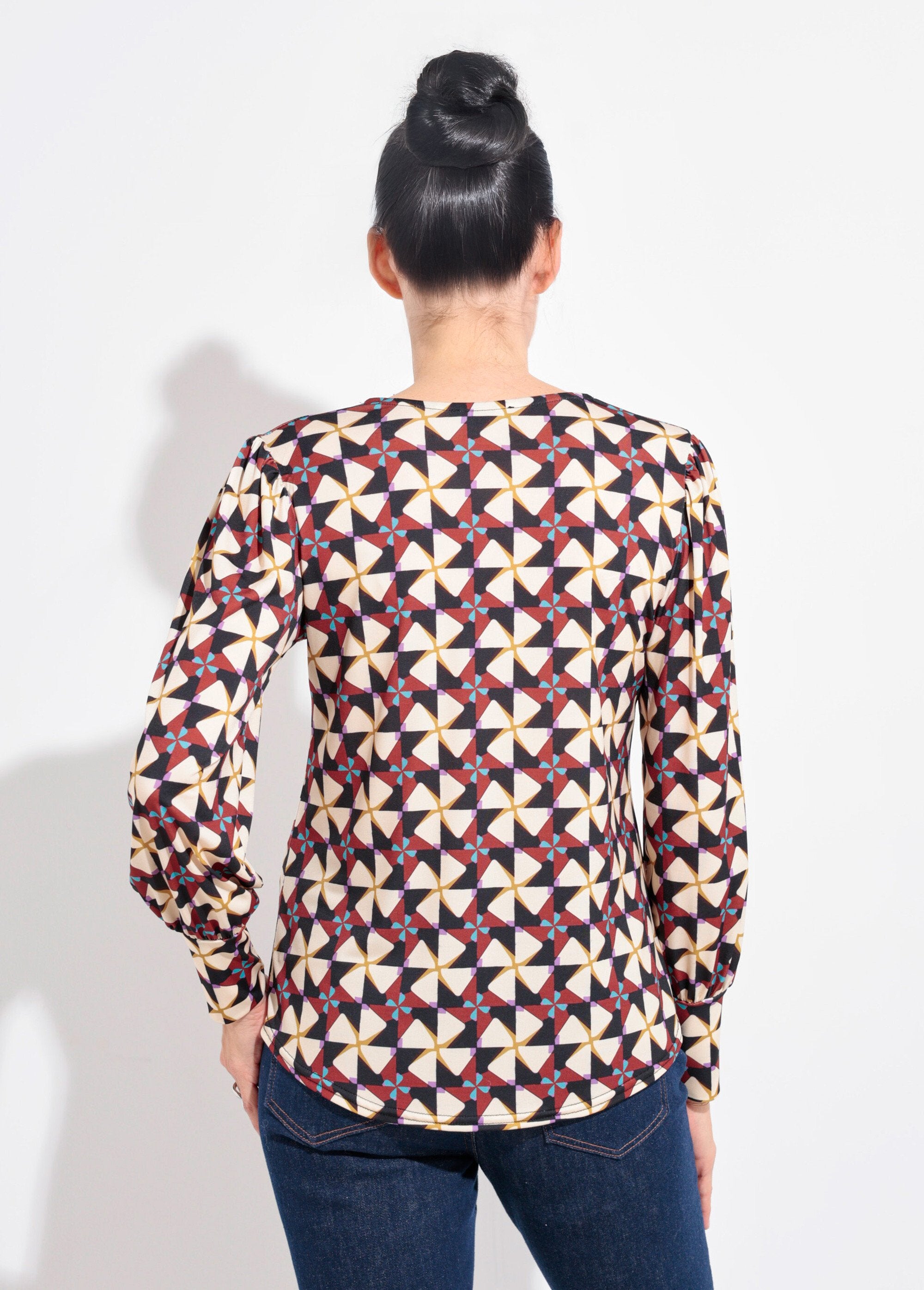 Tunica_a_maniche_lunghe_con_polsini_stringati_Ecru_et_marron_DO1_slim
