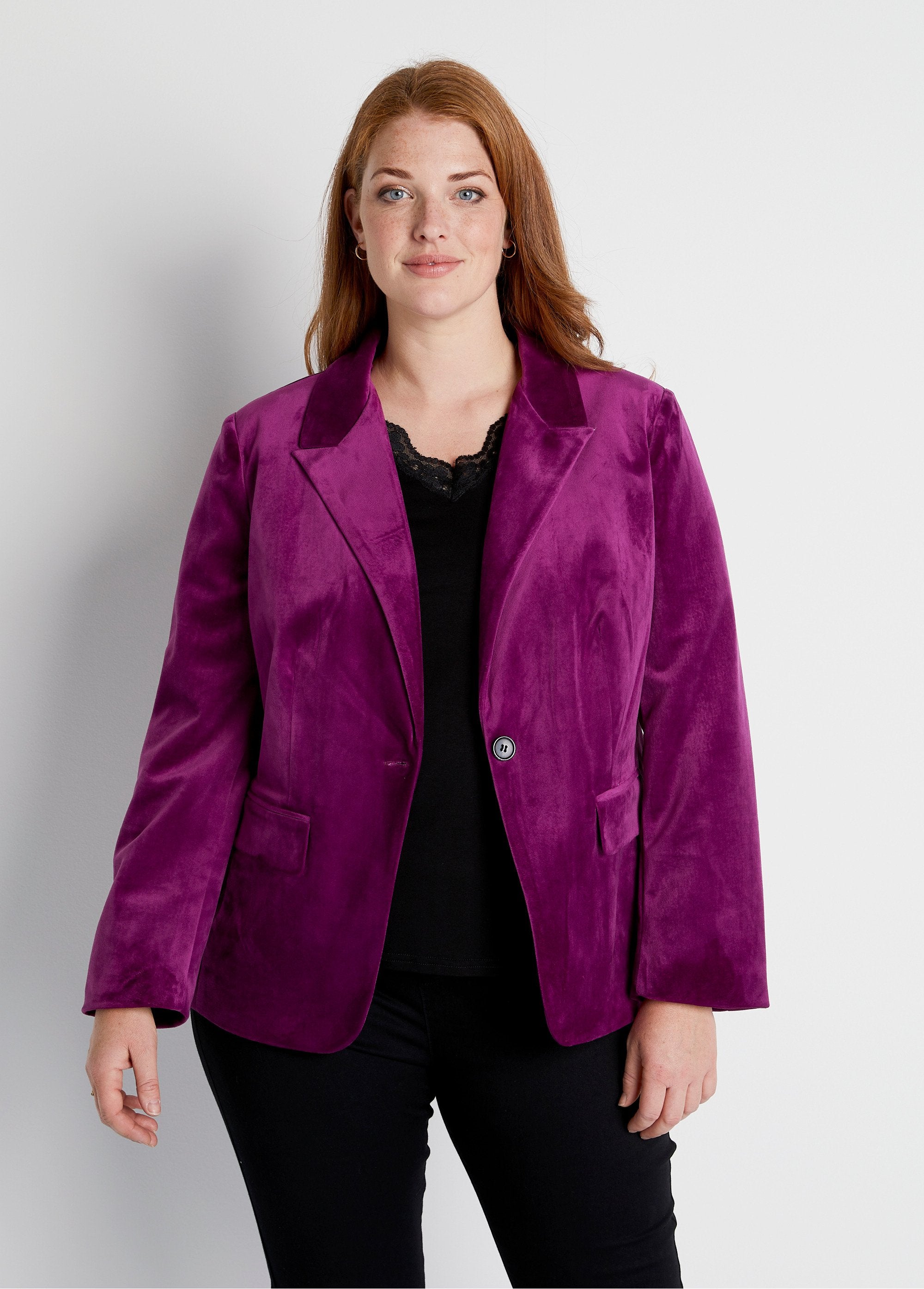 Giacca_blazer_dritta_in_velluto_tinta_unita_con_collo_sartoriale_Viola_FA1_curvy