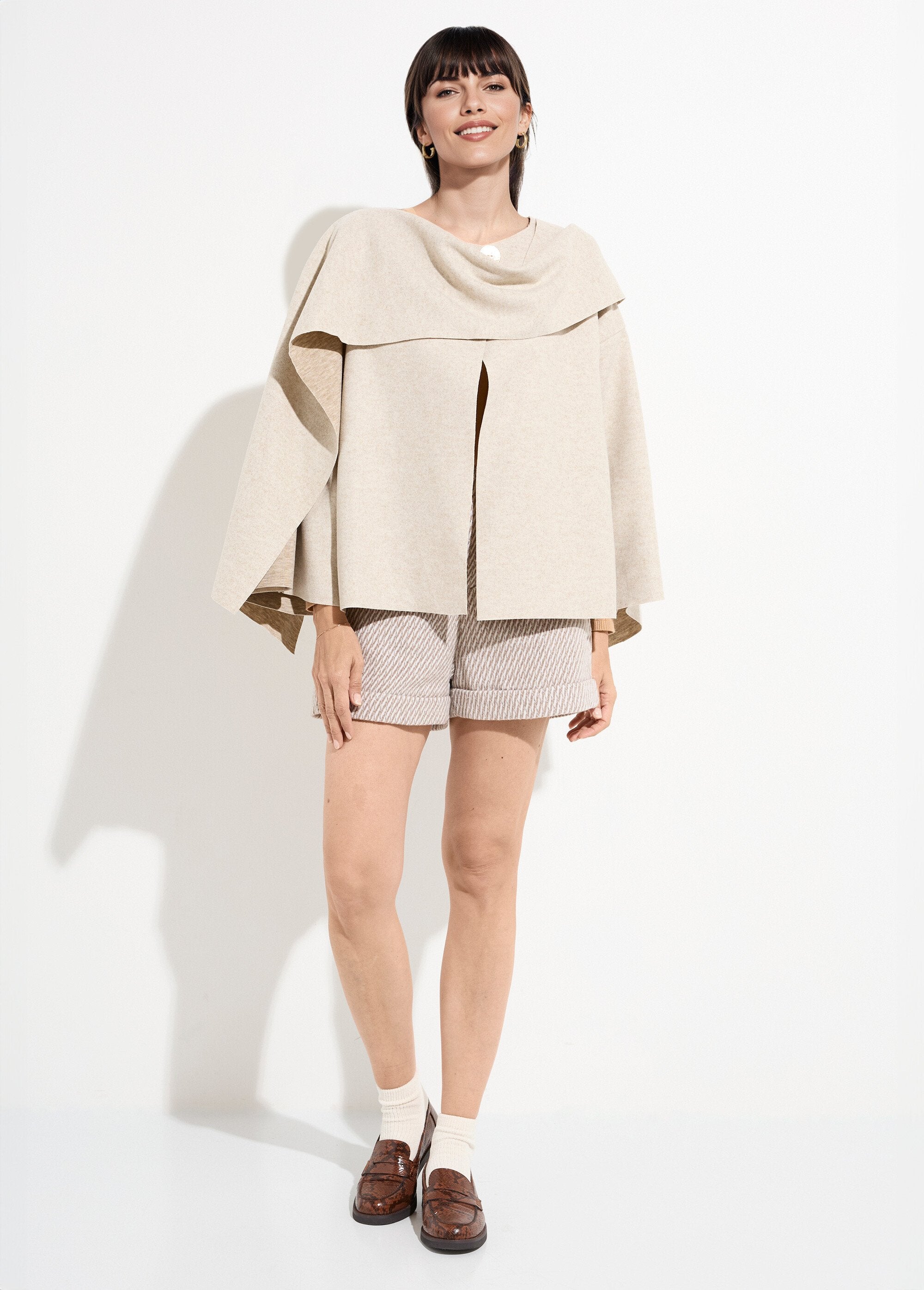 Giacca_e_sciarpa_con_bottoni_gioiello_in_metallo_Beige_SF1_slim