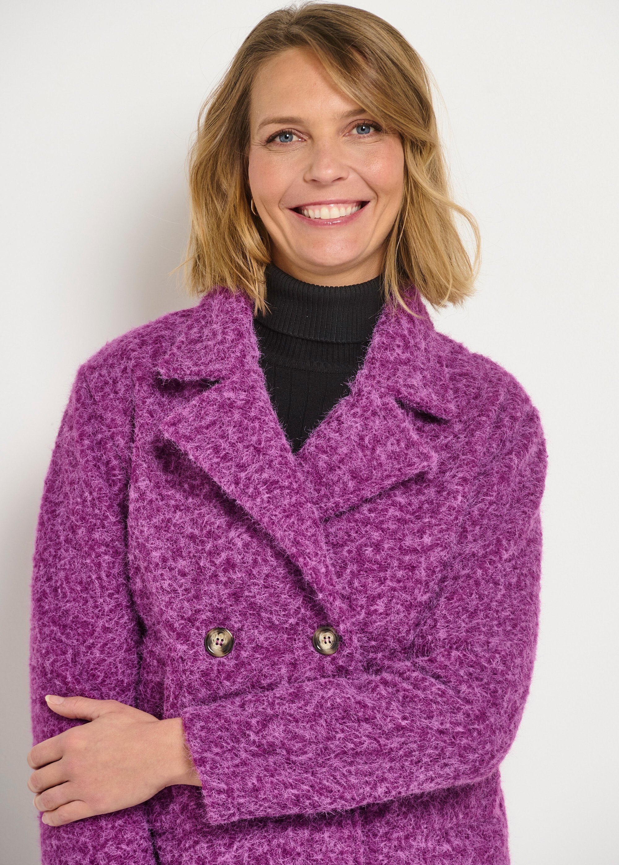 Giacca_corta_in_lana_Mangenta_DE1_slim