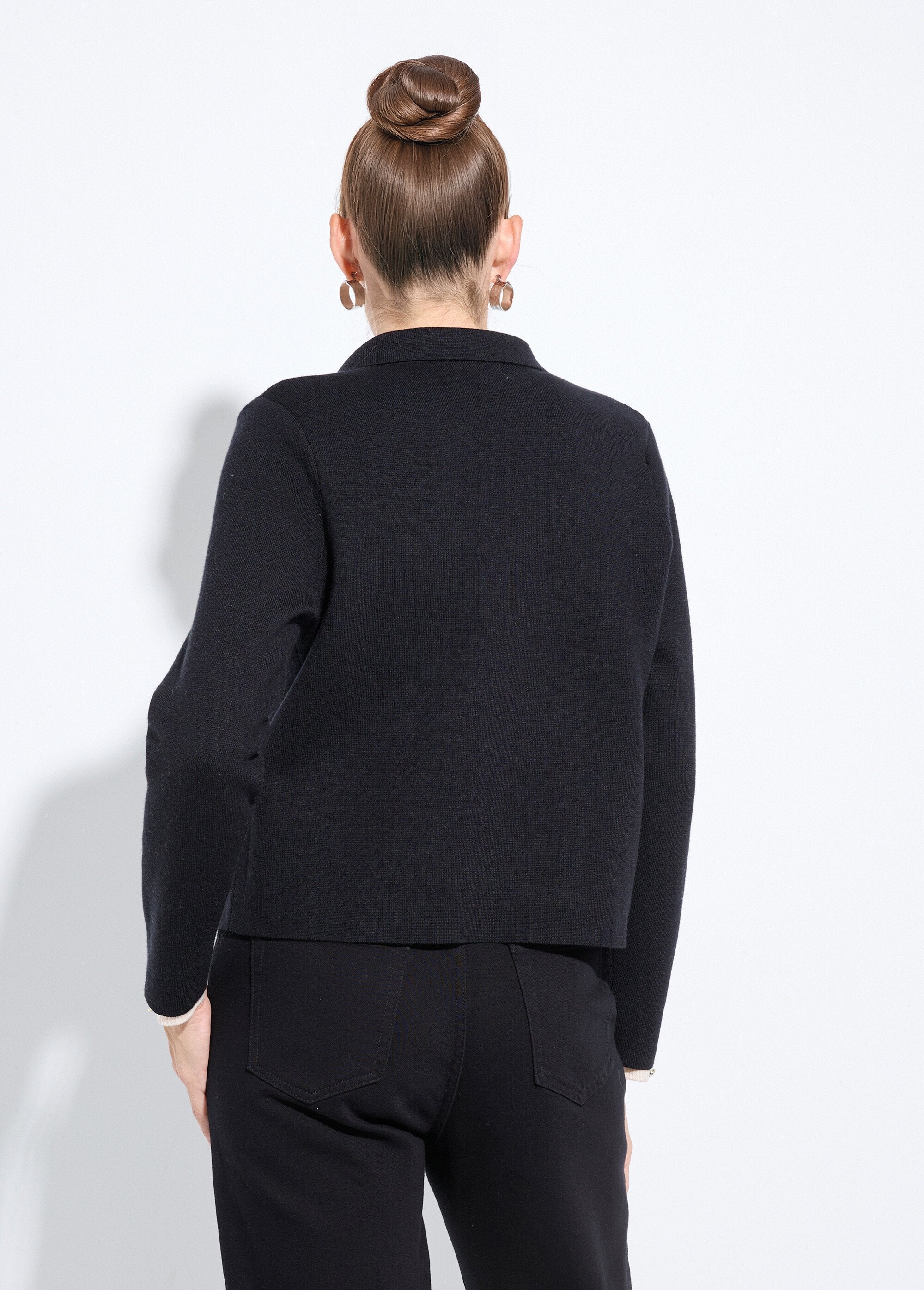 Giacca_corta_in_jacquard_tinta_unita_con_collo_sartoriale_Noir_DO1_slim