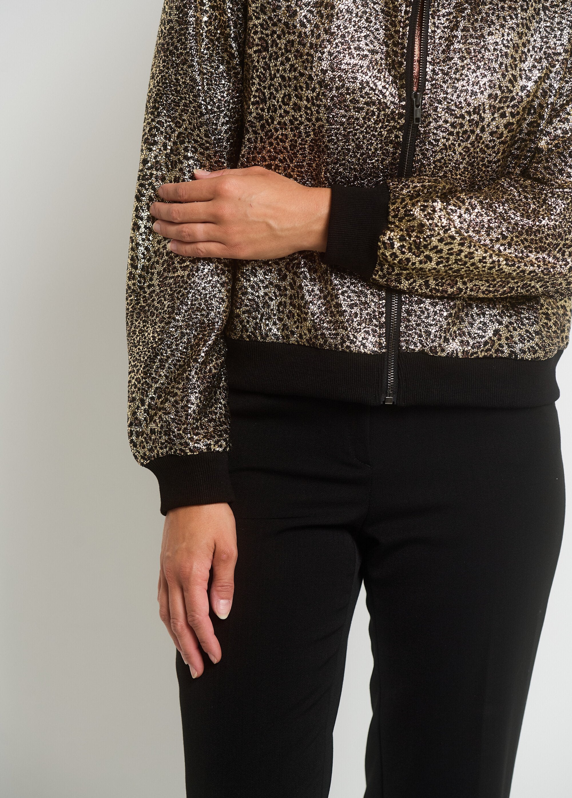 Bomber_con_stampa_metallizzata_Animalier_DE3_slim