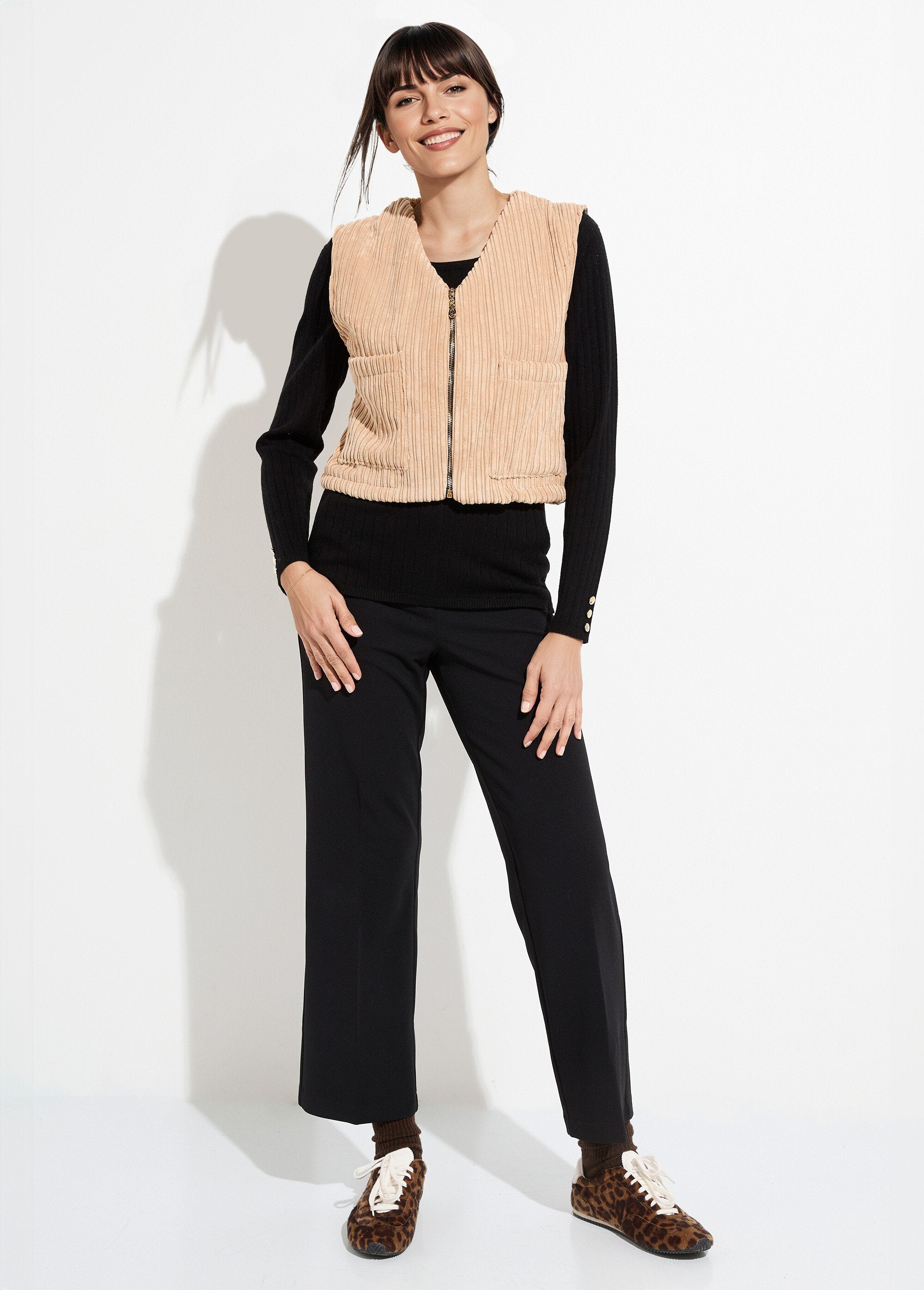 Giacca_senza_maniche_in_velluto_con_scollo_a_V_e_zip_Camel_SF1_slim