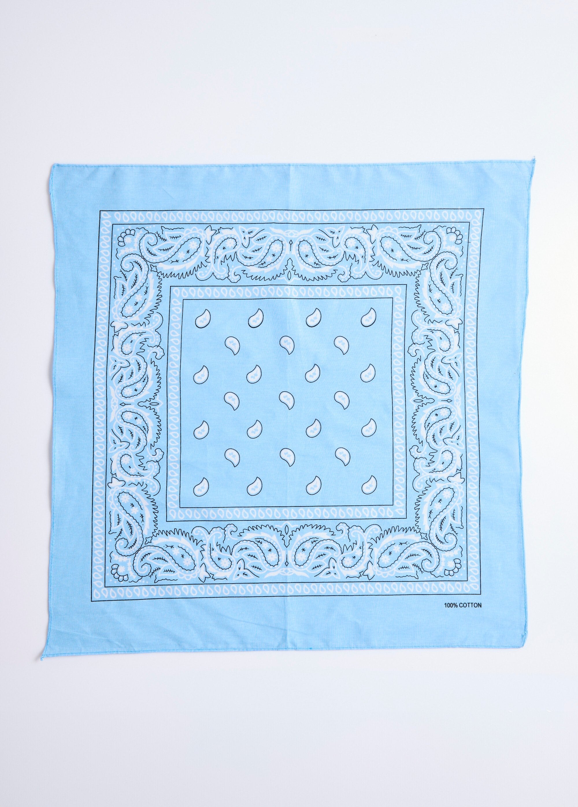 Sciarpa_a_bandana_quadrata_Bleu_ciel_DE1_slim