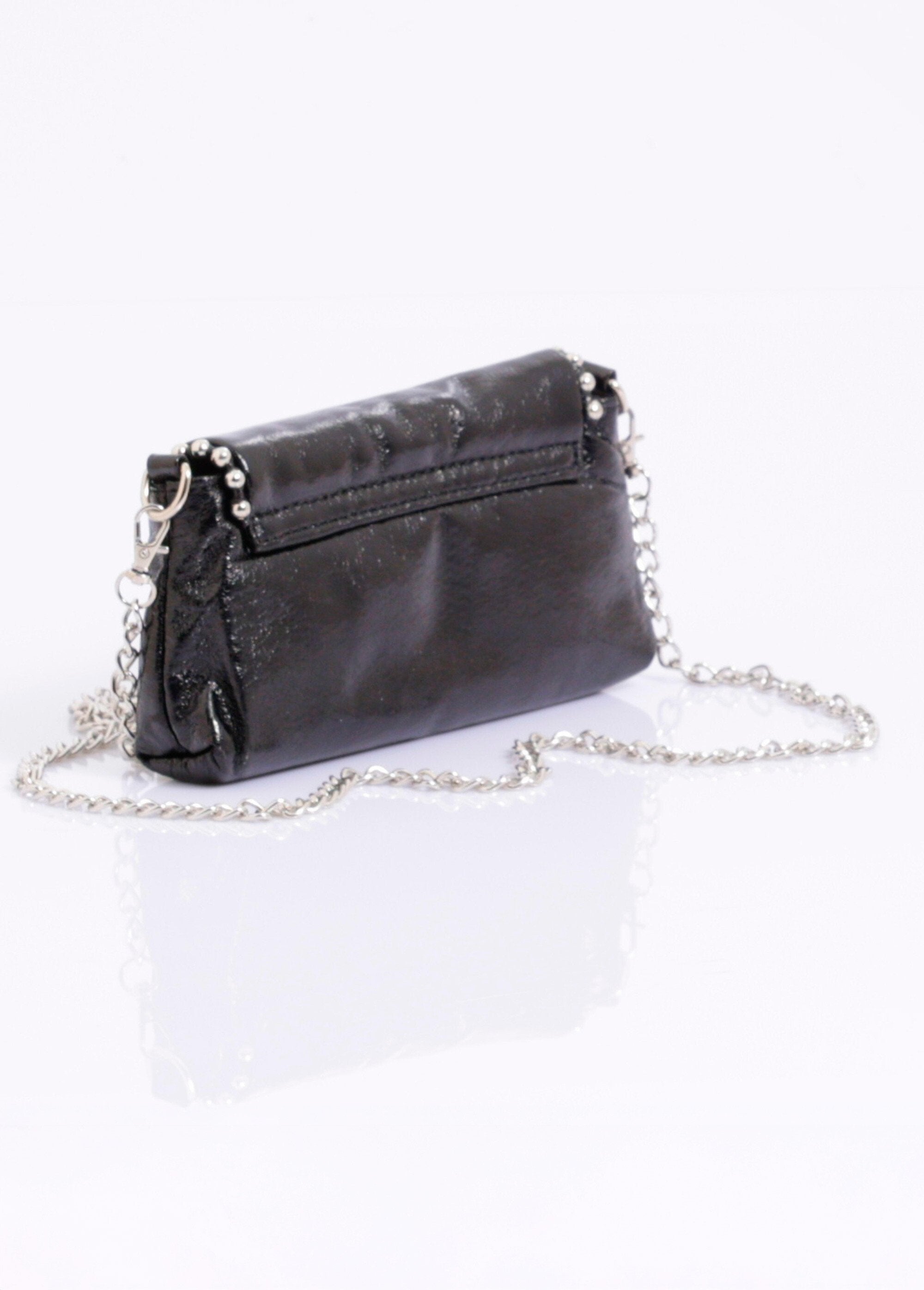 Pochette_con_dettaglio_in_perle_metalliche_Noir_DO1_slim