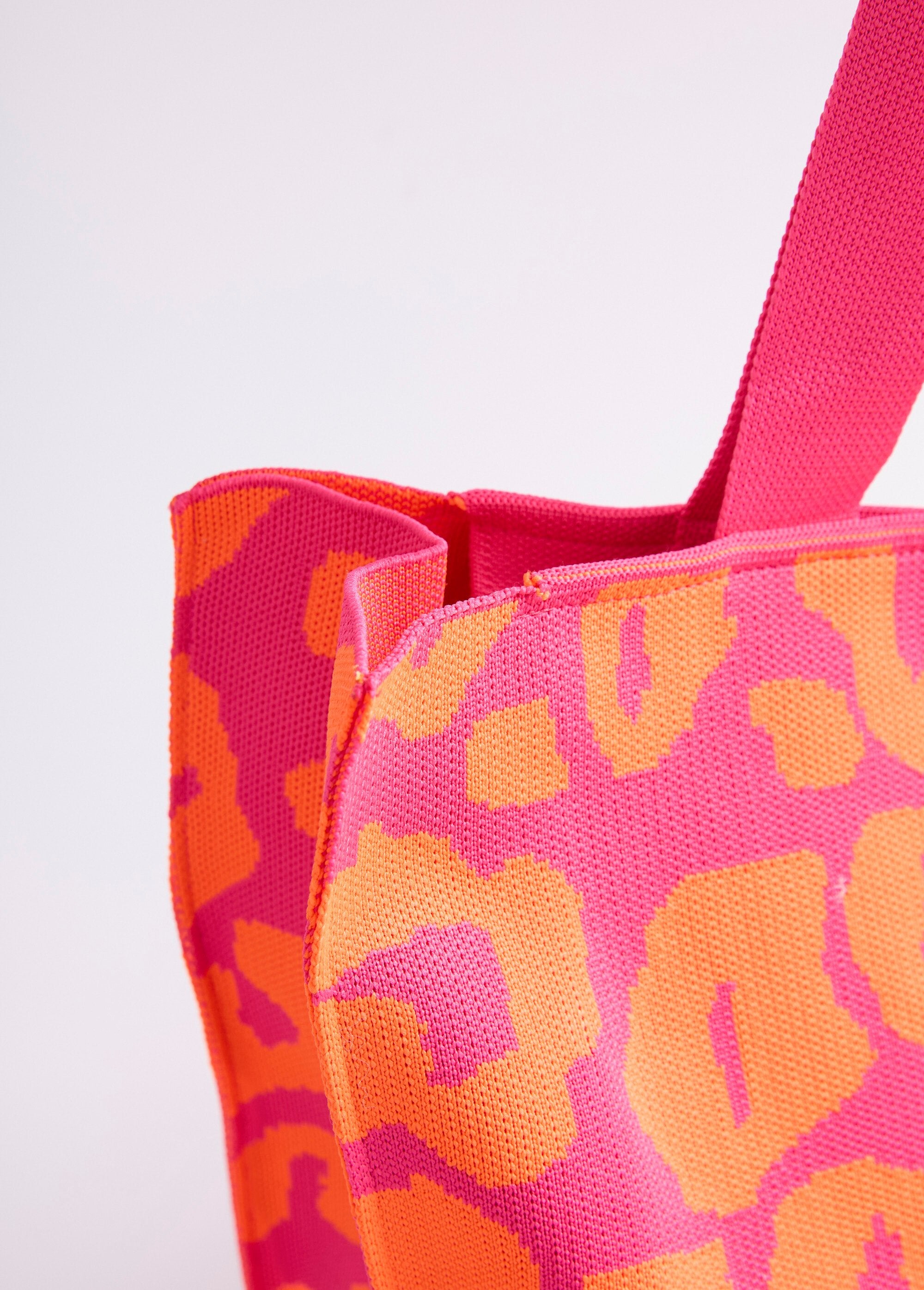 Borsa_tote_in_maglia_con_stampa_leopardo_Fuchsia_et_orange_DE1_slim