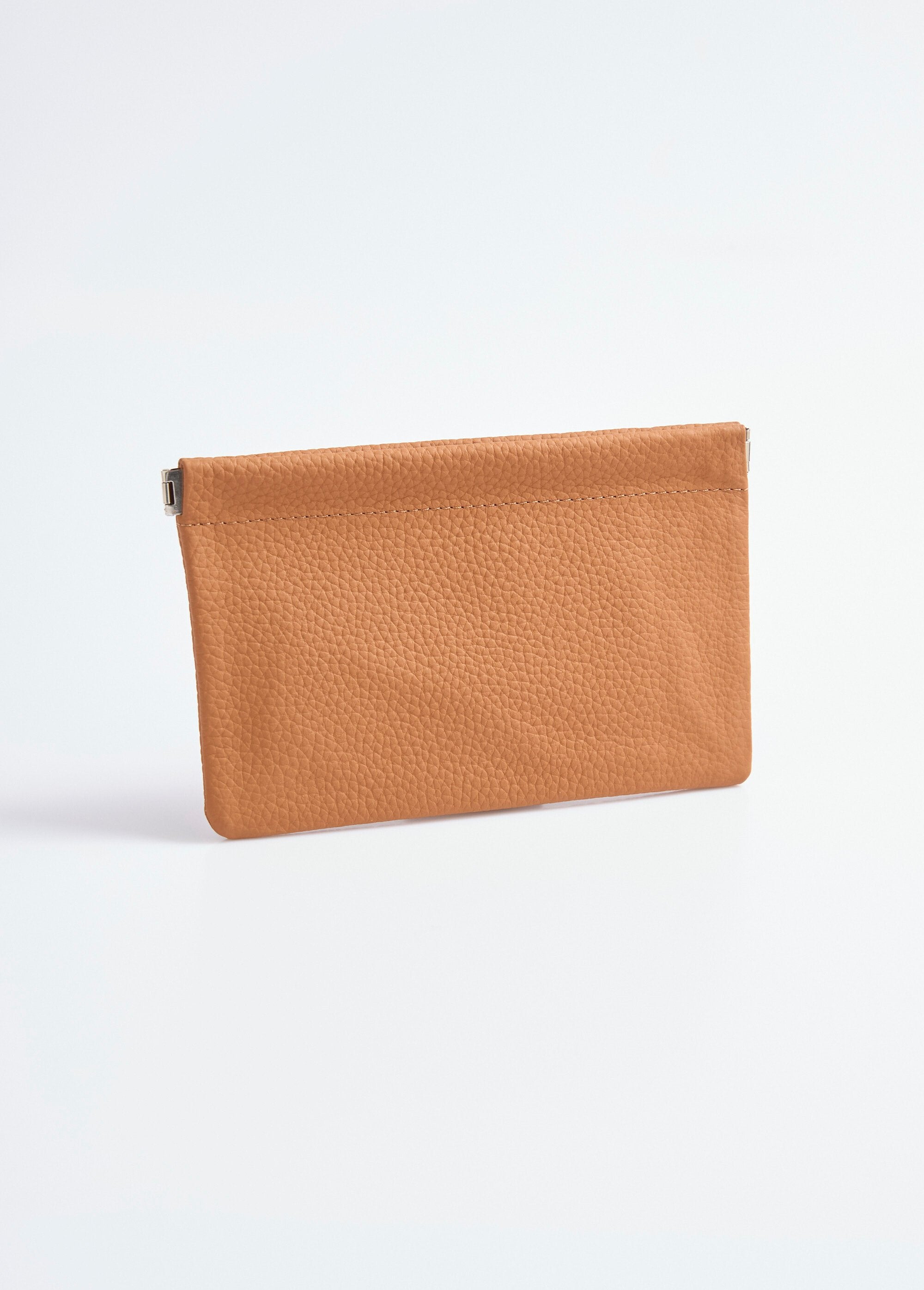 Piccolo_astuccio_in_pelle_con_chiusura_rigida_Camel_DE2_slim