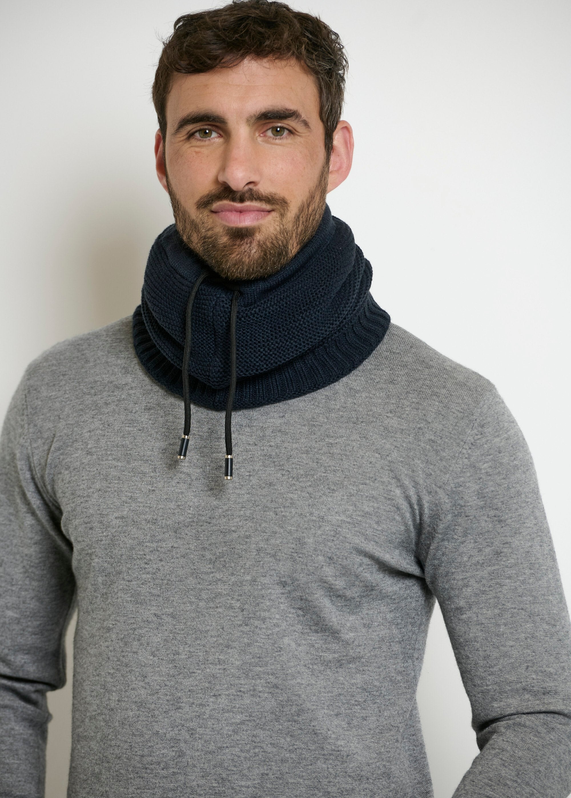 Girocollo_in_maglia_e_snood_polare_Marine_DE1_slim