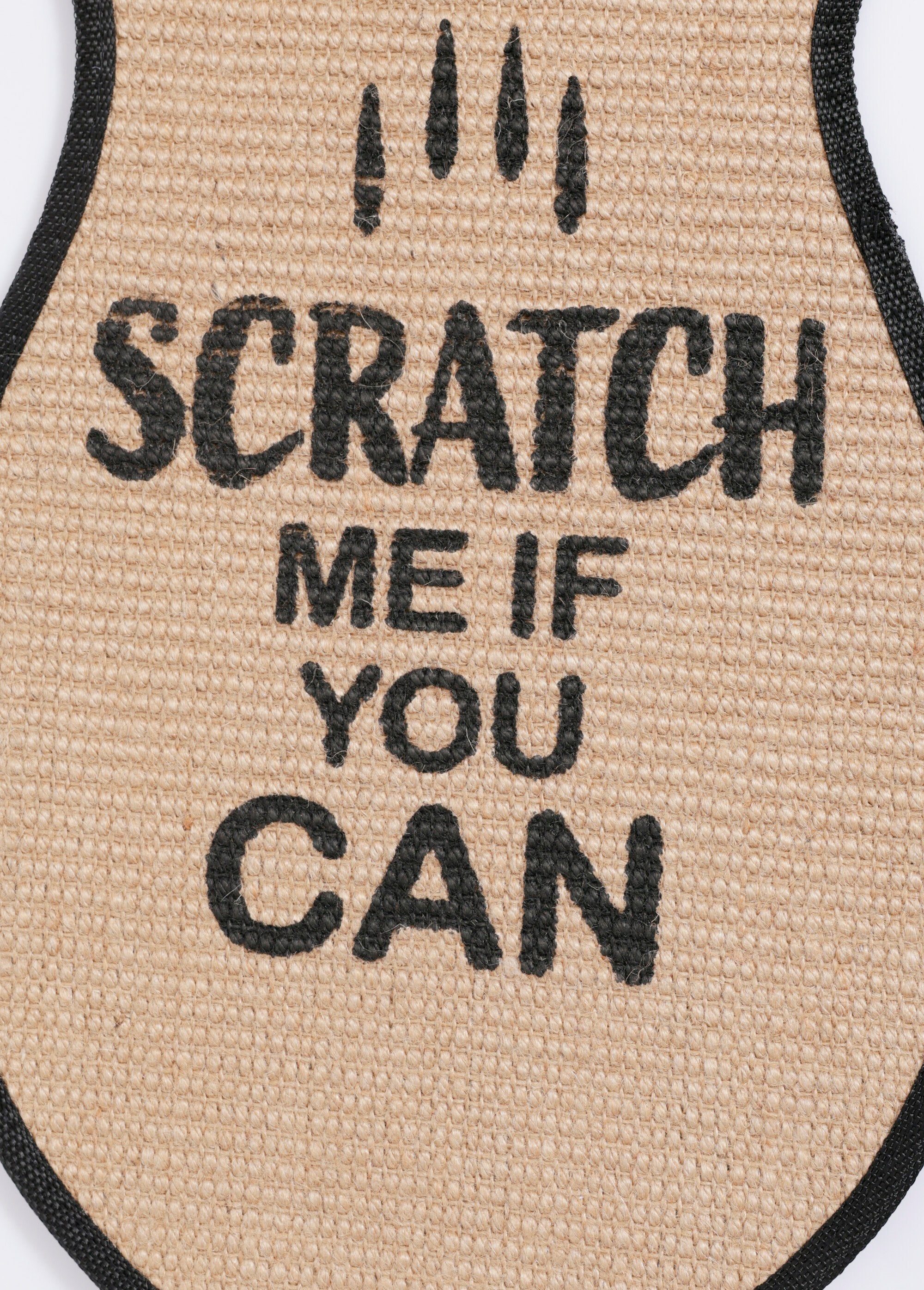 Tiragraffi_per_gatti_con_decorazione_fantasia_Griffe_DE2_slim