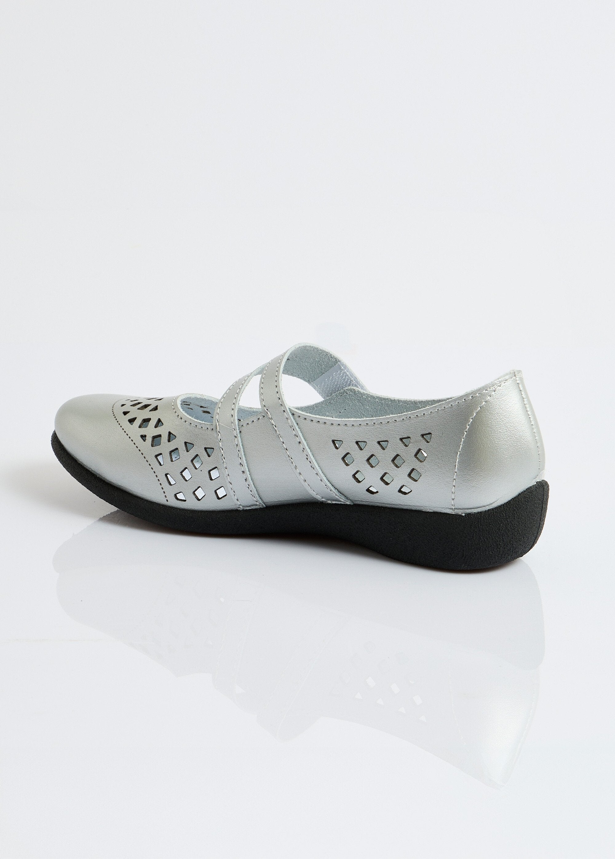 Ballerine_in_pelle_dalla_larghezza_confortevole_Argento_iridescente_DO1_slim