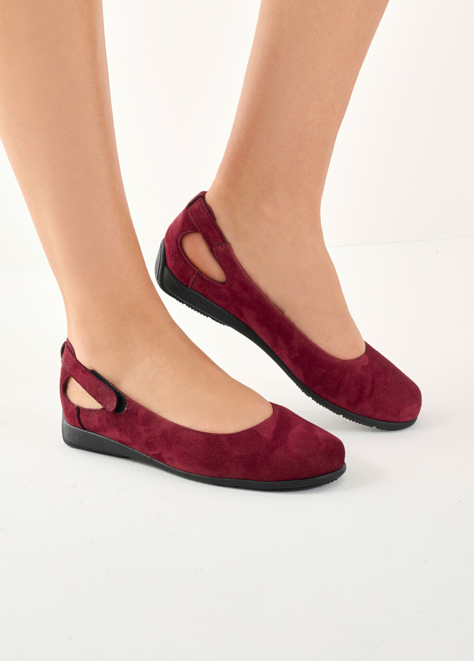 Ballerine_di_larghezza_comfort_in_pelle_scamosciata_Bordeaux_SF1_slim