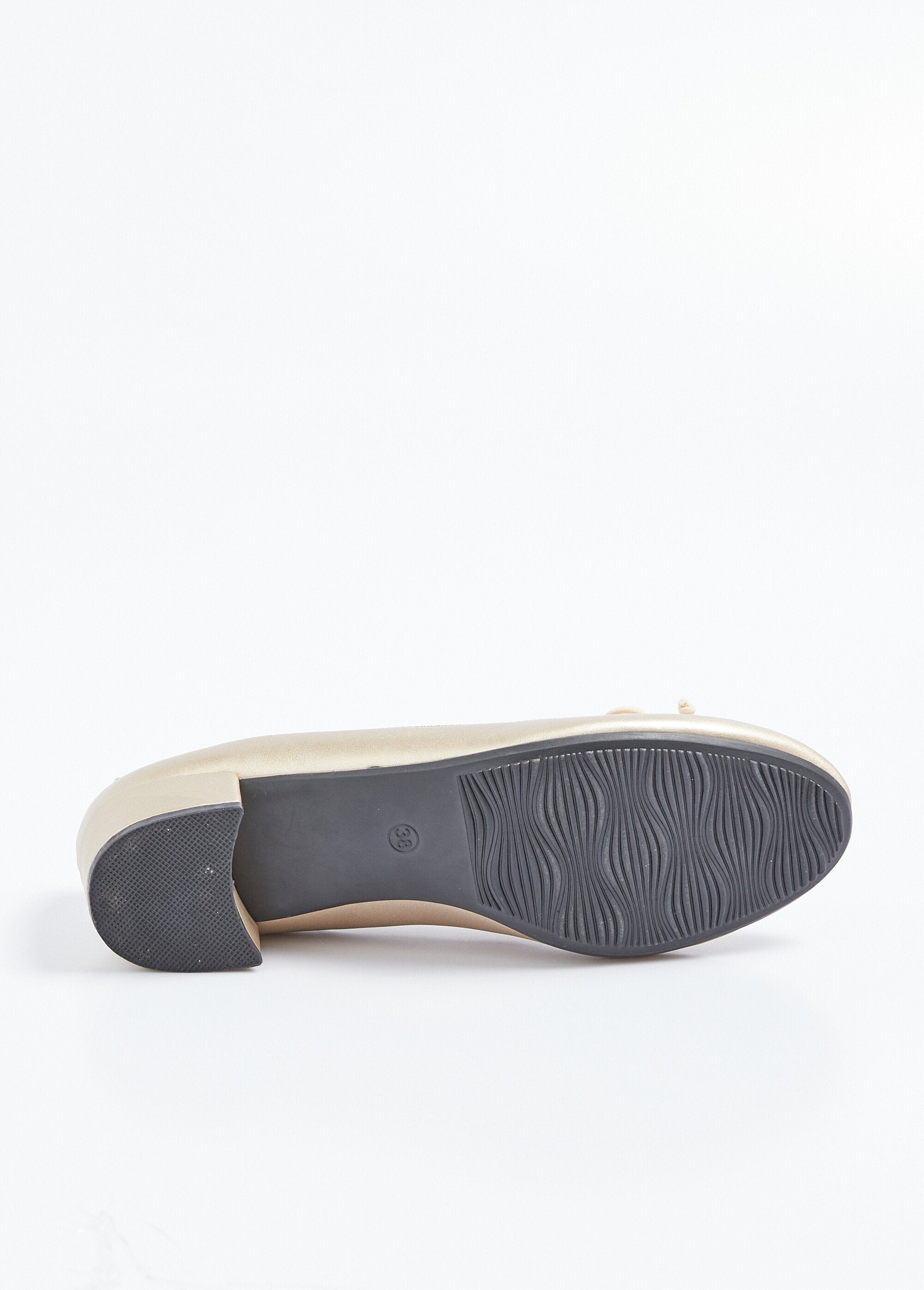 Ballerines_petit_talon_largeur_confort_noeud_fantaisie_Dore_UN1_slim