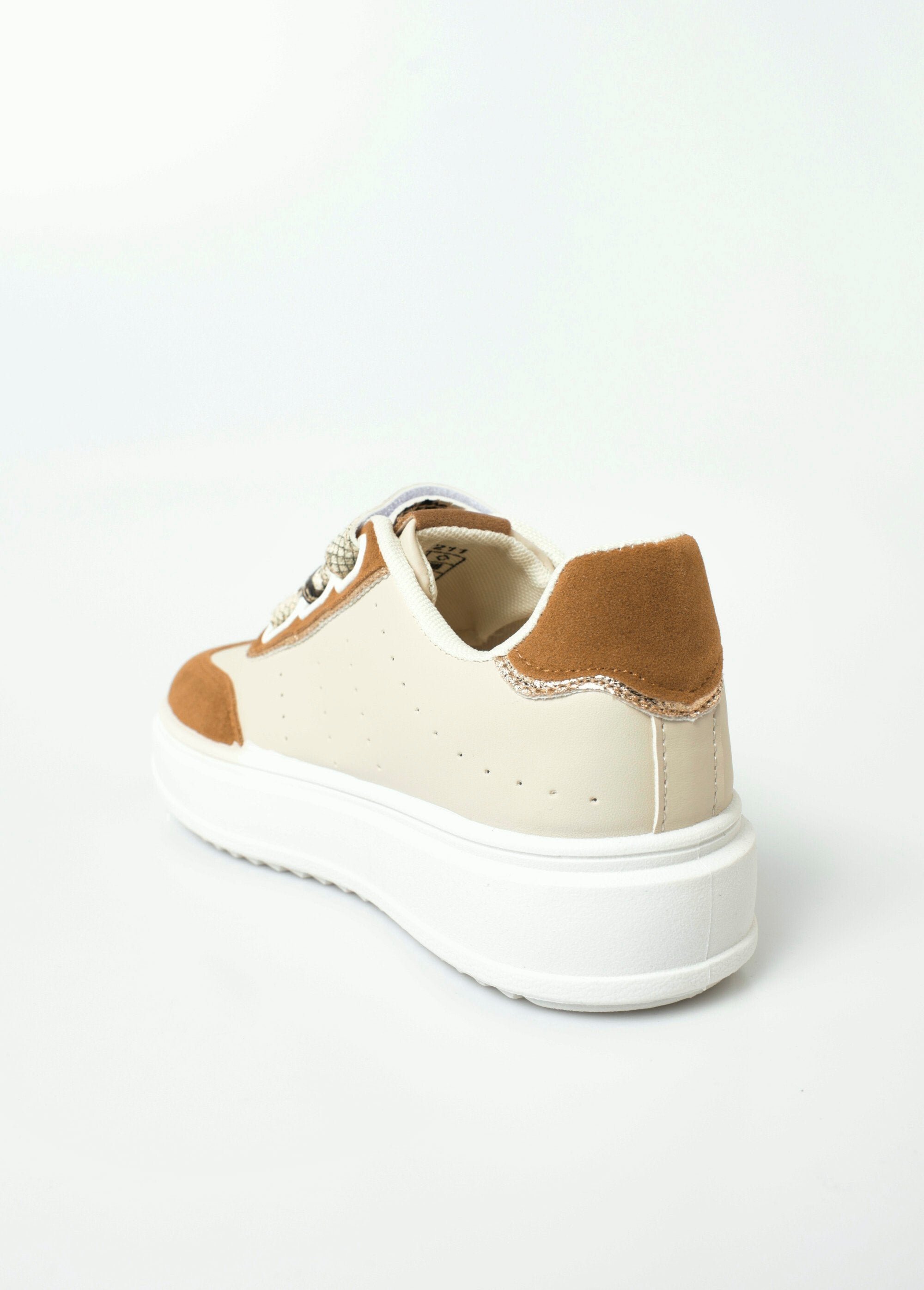 Scarpe_da_ginnastica_bicolore_con_cinturini_in_velcro_in_stile_animalier_Beige_DO1_slim
