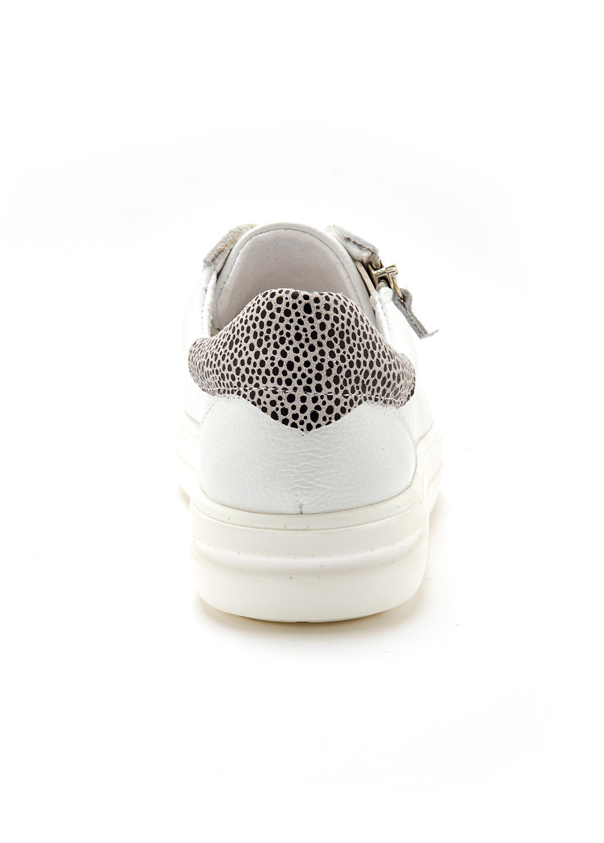 Scarpe_da_ginnastica_in_pelle_con_lacci_e_zip,_dettaglio_sul_tallone_Blanc_DO1_slim