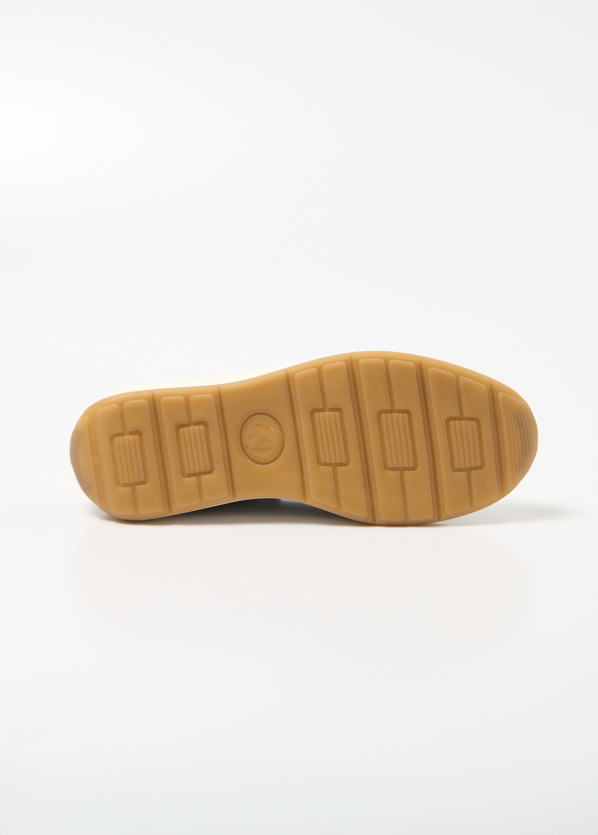 Scarpe_da_ginnastica_in_pelle_con_zip_a_larghezza_maggiorata_Beige_irise_UN1_slim