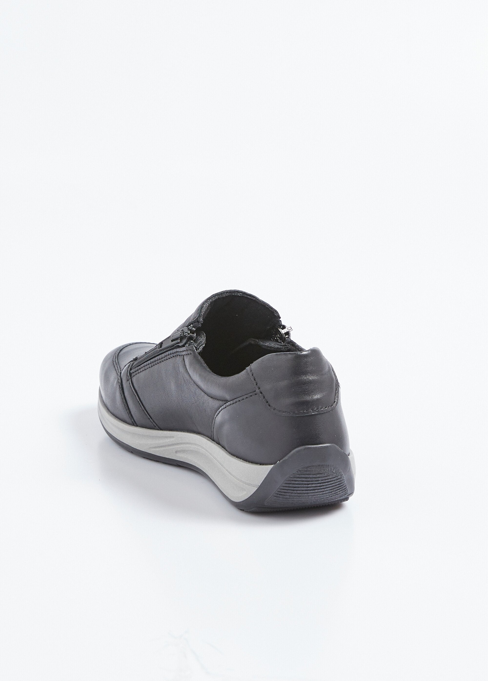 Scarpe_da_ginnastica_in_pelle_con_zip_a_larghezza_maggiorata_Noir_DO1_slim