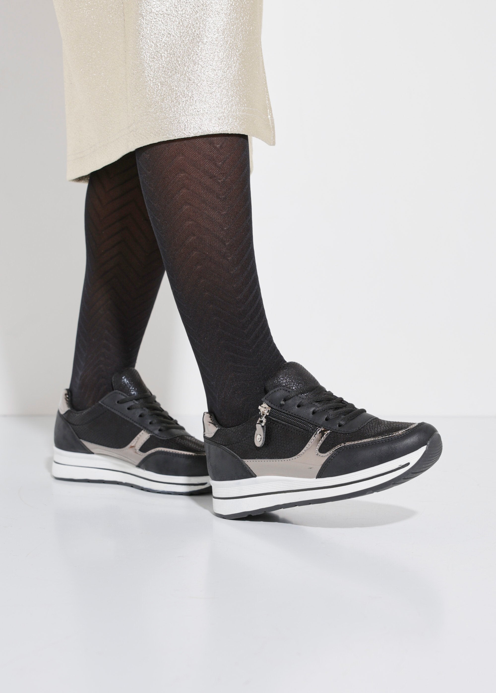 Scarpe_da_ginnastica_multimateriale_con_lacci_e_zip_Noir_SF1_slim