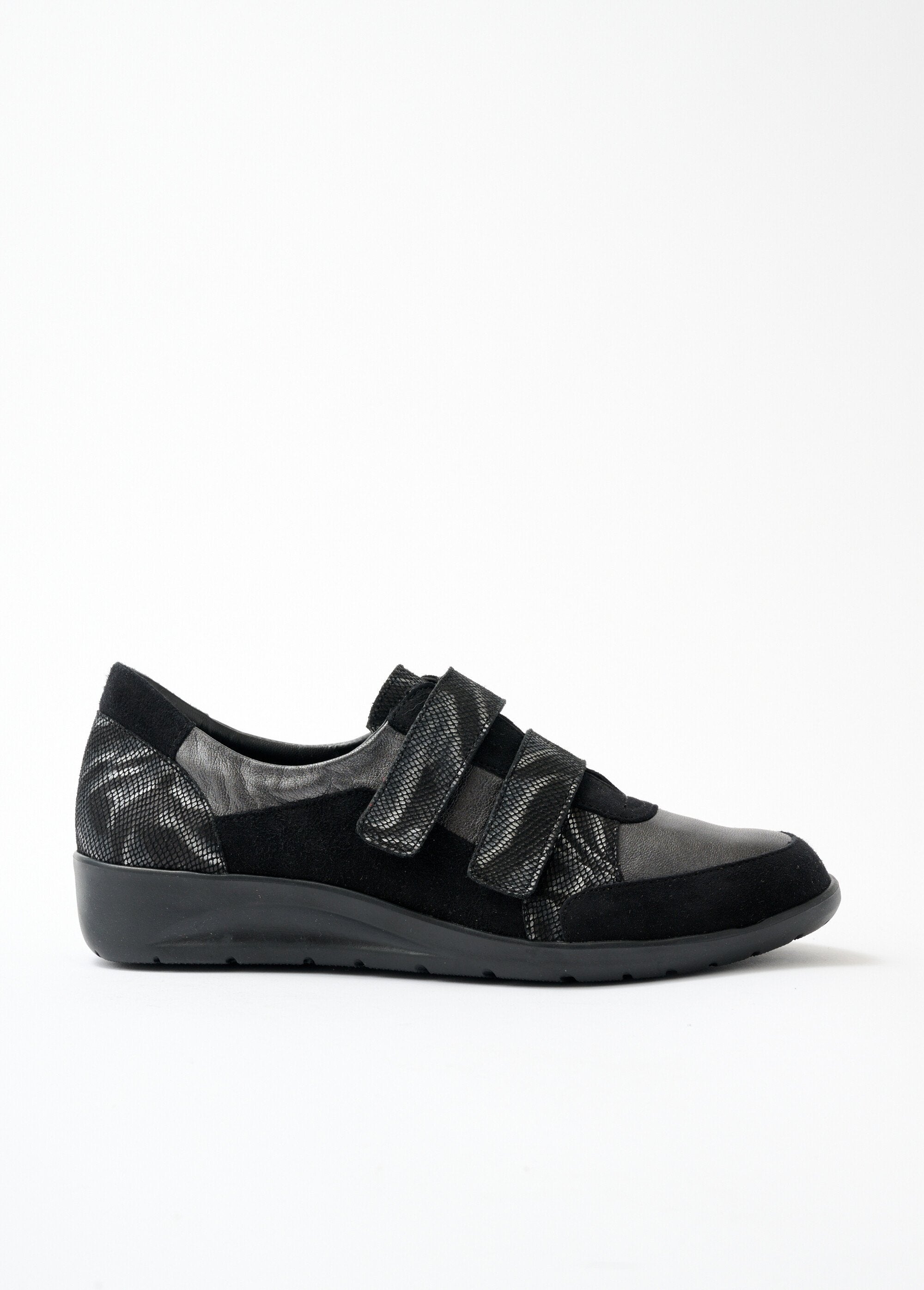 Scarpe_da_ginnastica_in_pelle_con_velcro_Nero_DR1_slim