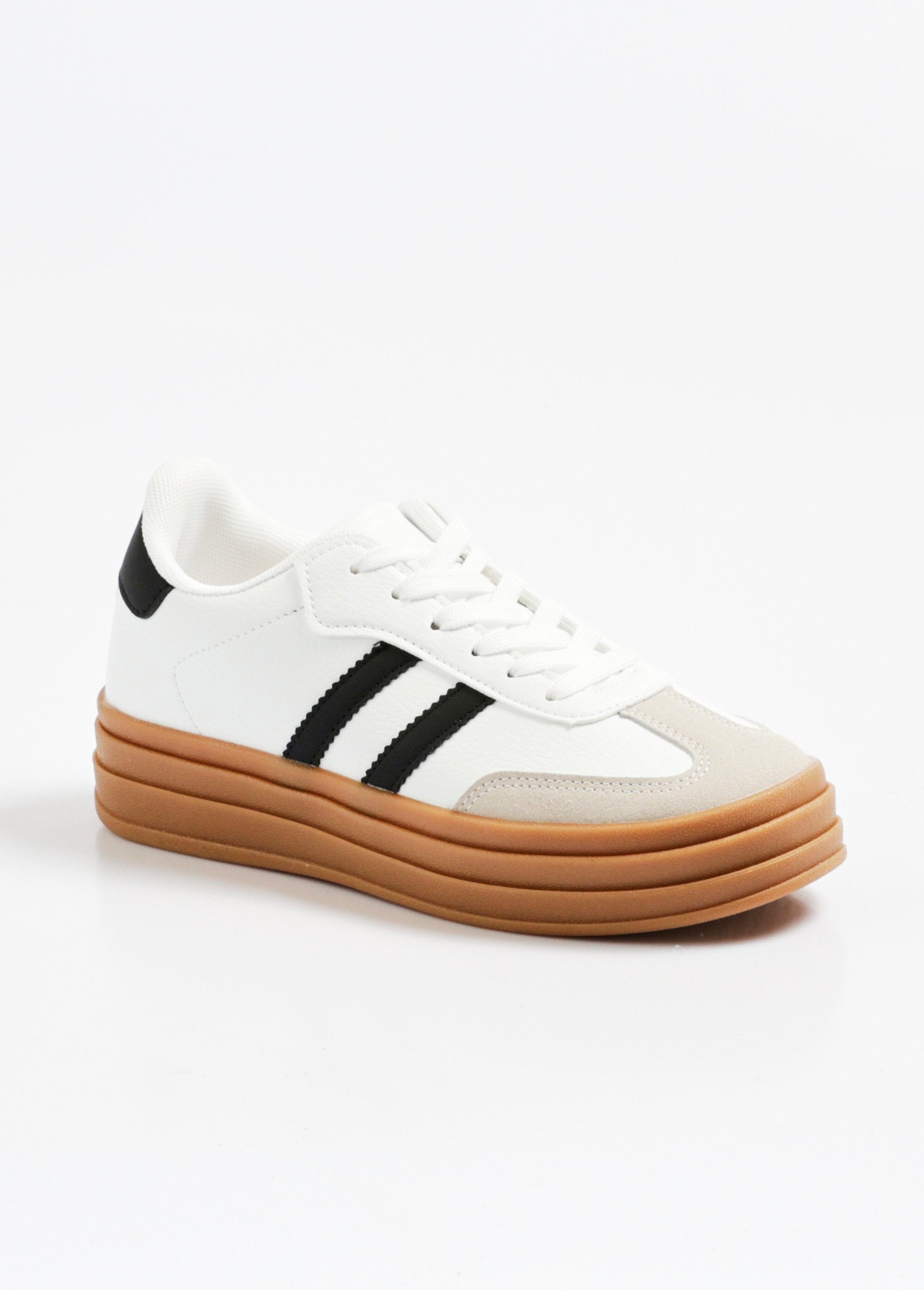 Scarpe_da_ginnastica_in_pelle_scamosciata_bicolore_in_stile_retrò_Blanc_FA1_slim