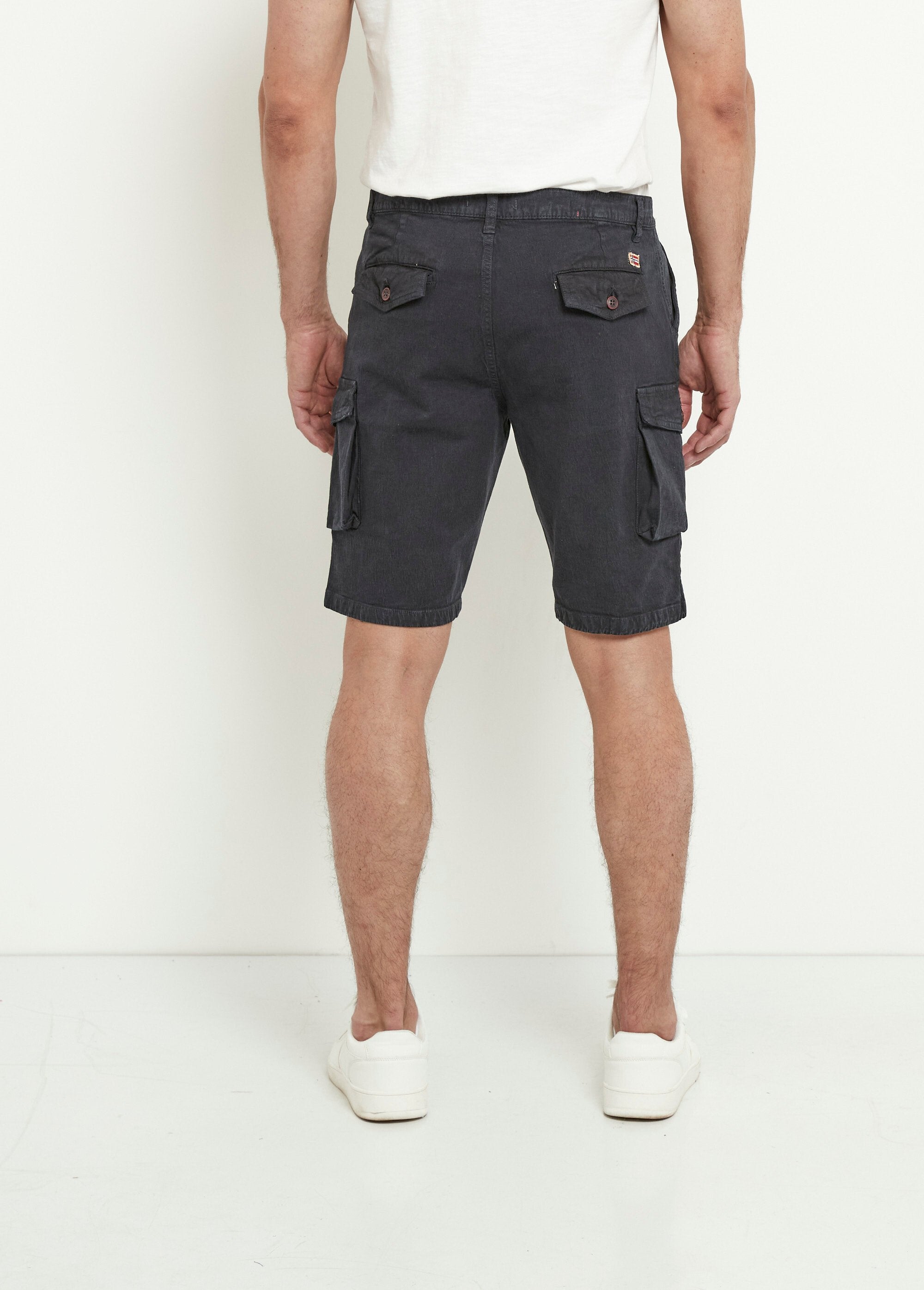 Bermuda_elasticizzati_con_tasche_laterali_con_patta_Marine_DO1_slim