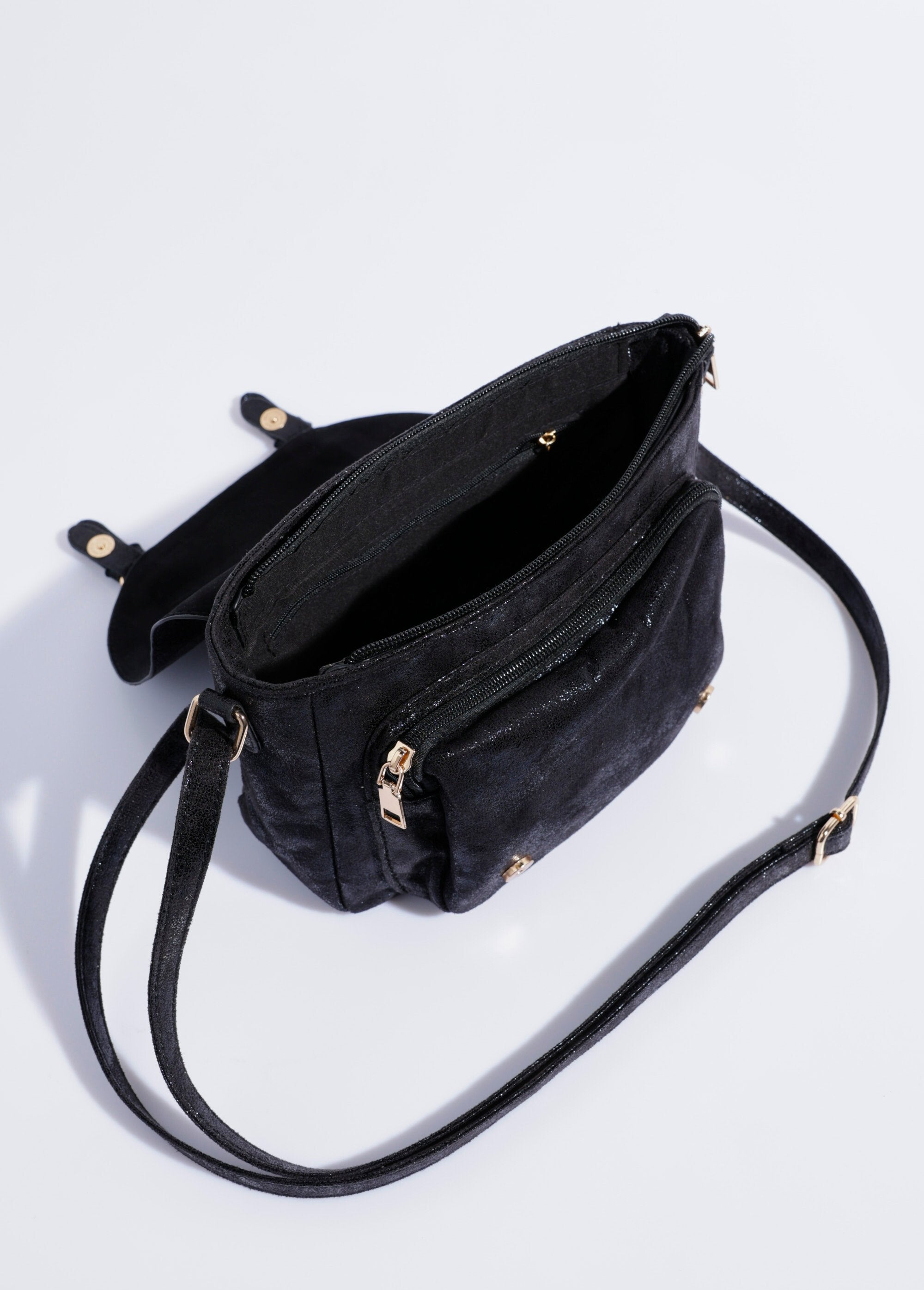 Borsa_a_tracolla_iridescente_con_patta_a_2_fibbie_Noir_DE1_slim