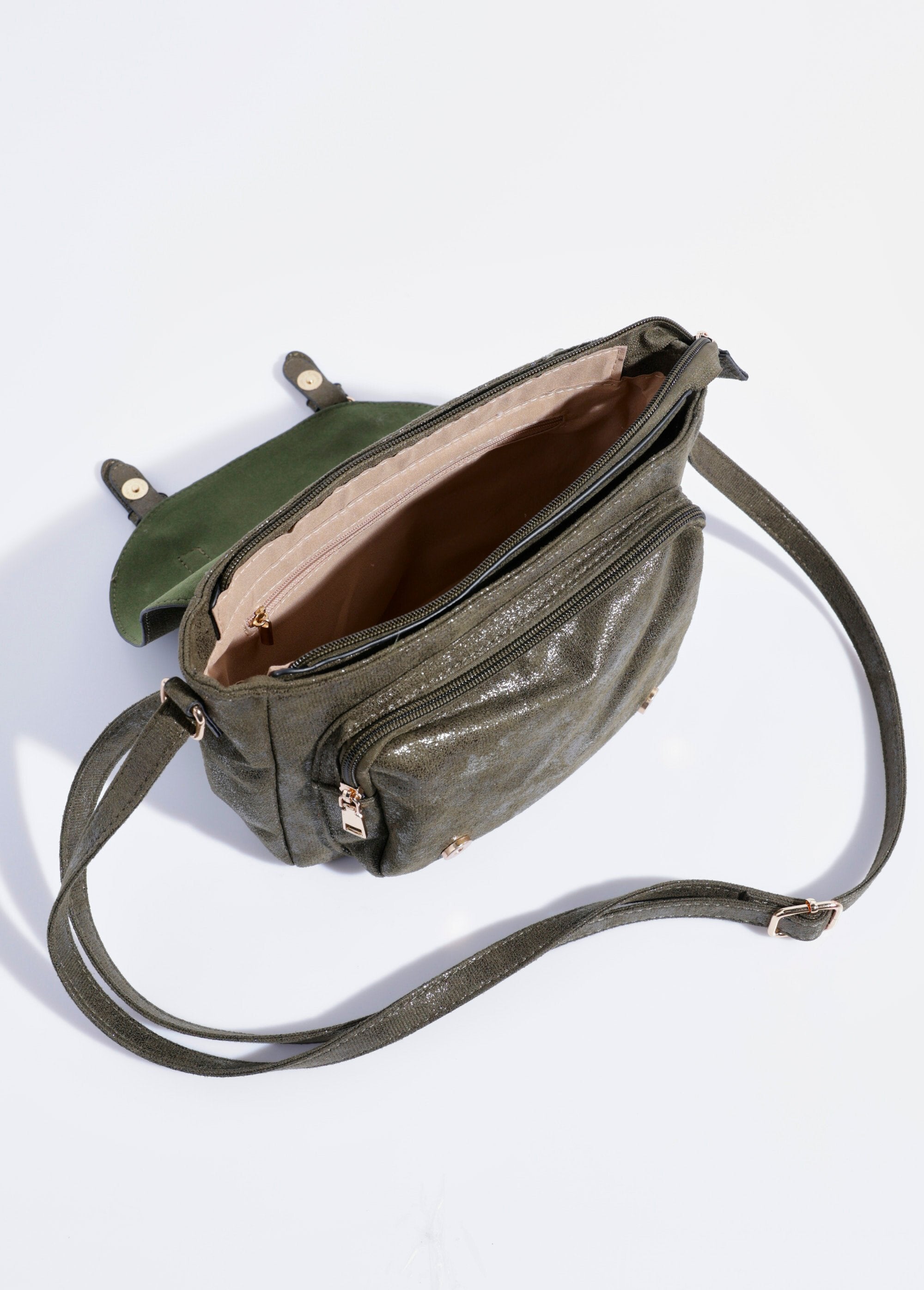 Borsa_a_tracolla_iridescente_con_patta_a_2_fibbie_Vert_DE1_slim