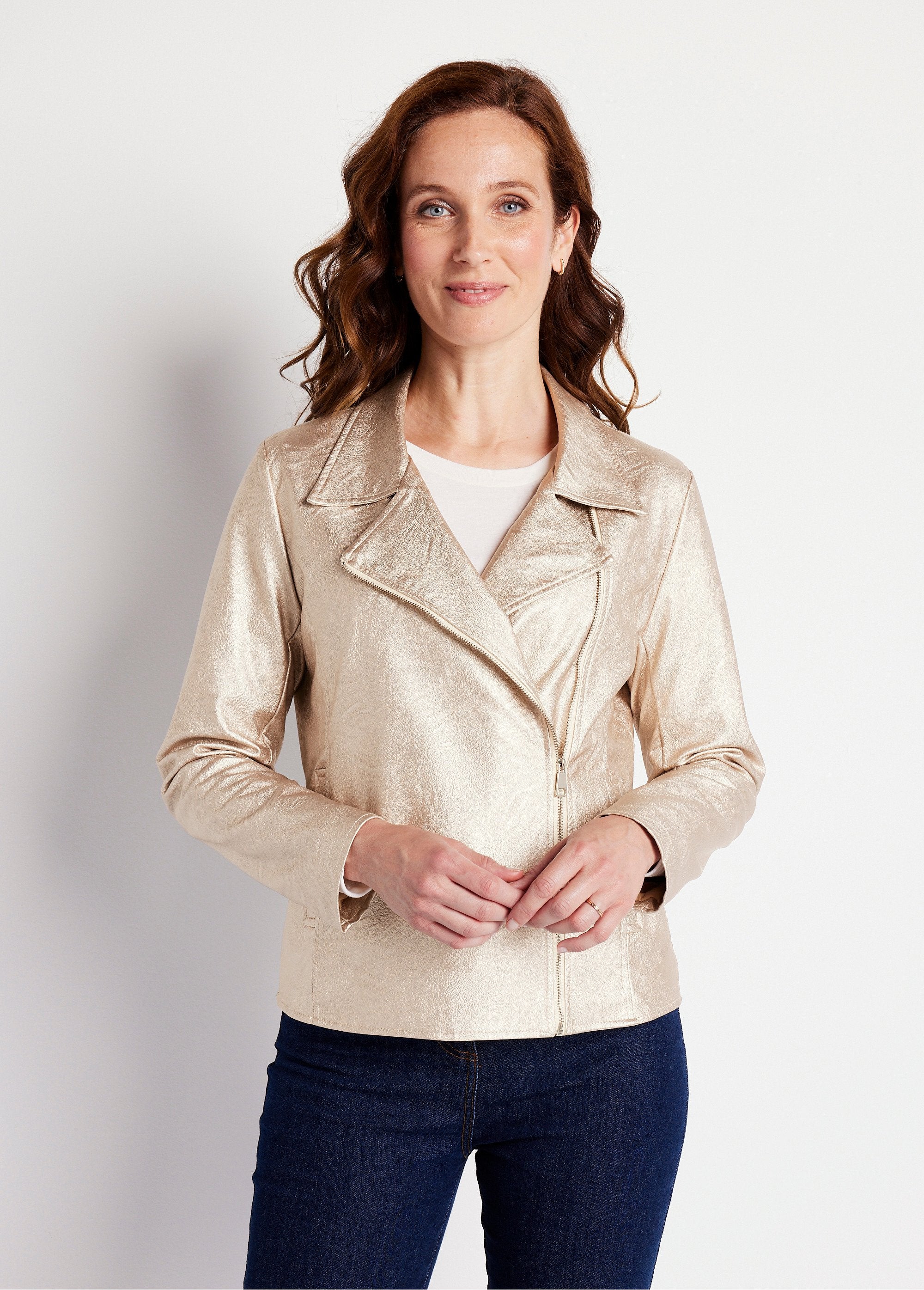 Giacca_con_zip_in_tessuto_spalmato_lucido_Beige_cangiante_FA1_slim