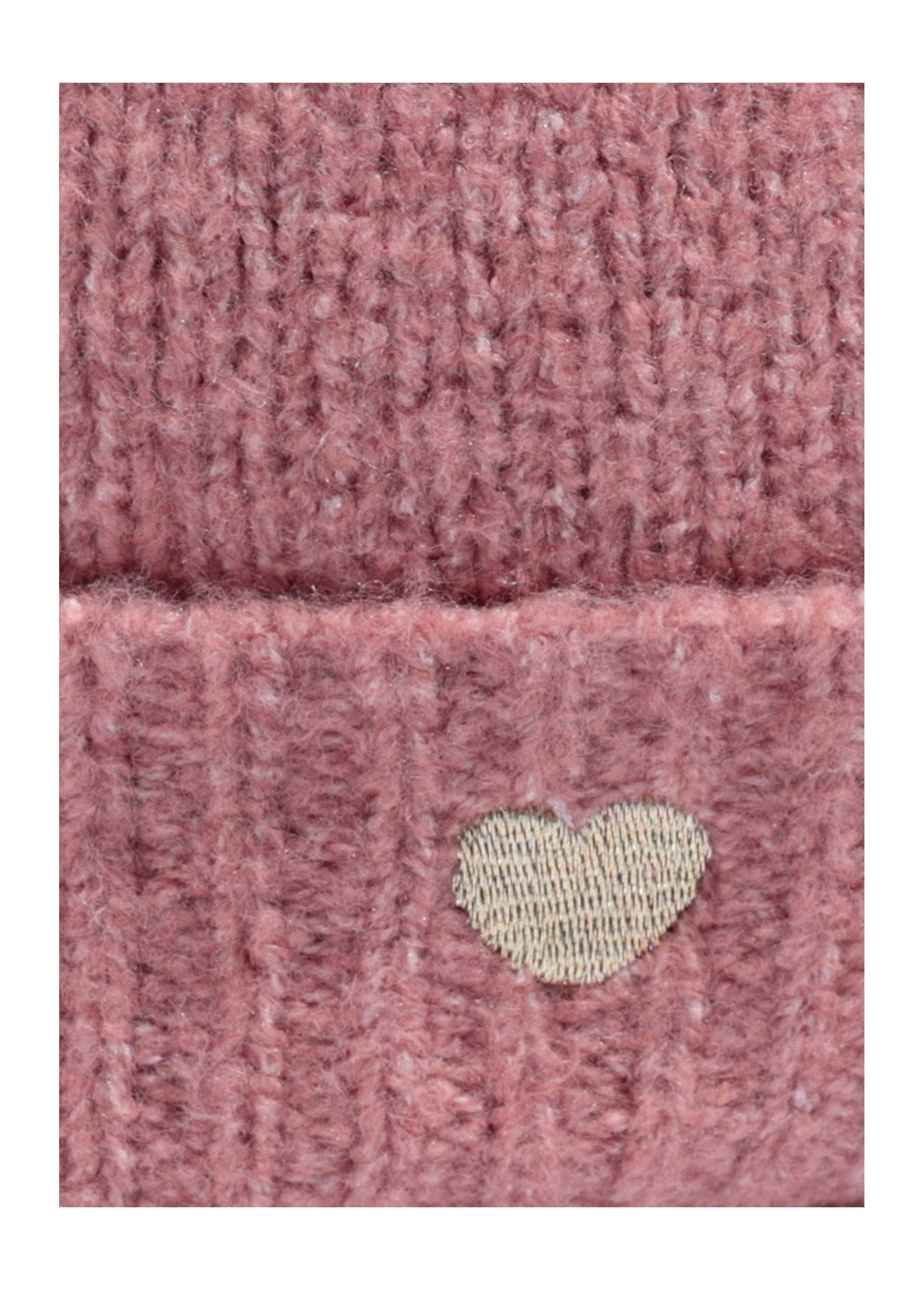 Cappello_in_calda_lana_con_ricamo_a_cuore_Vieux_rose_DE1_slim