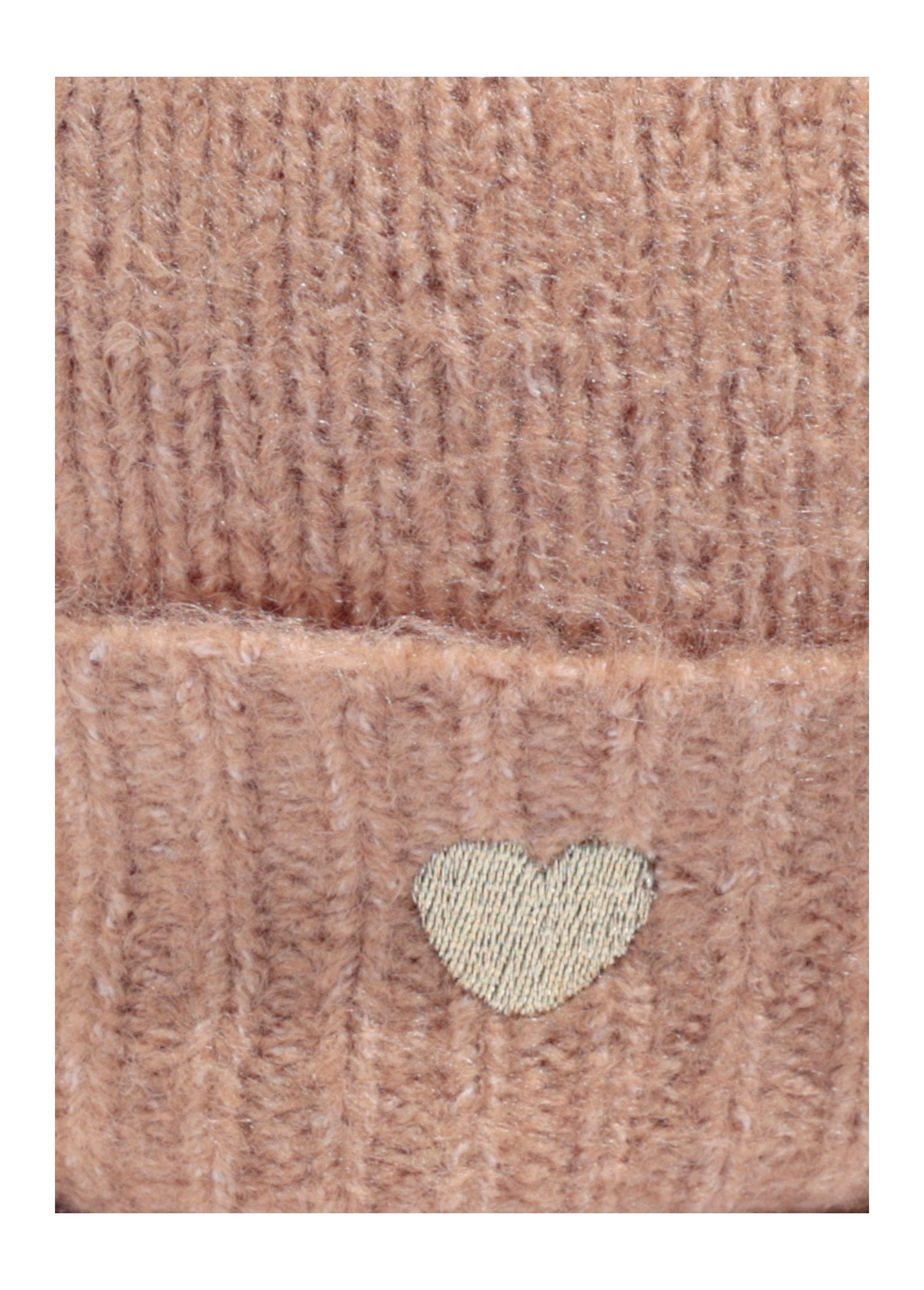 Cappello_in_calda_lana_con_ricamo_a_cuore_Camel_DE1_slim