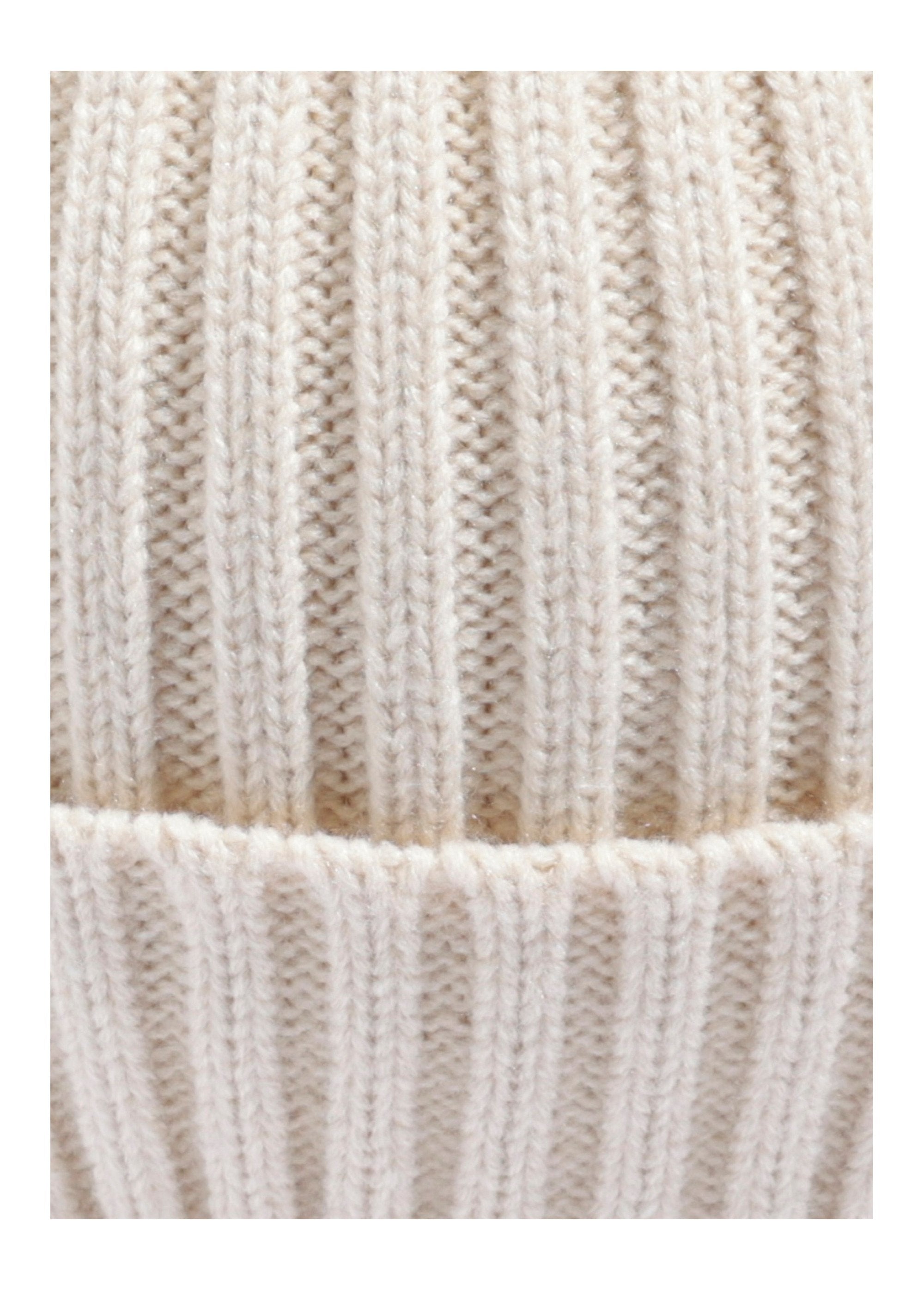 Cappello_in_maglia_con_risvolto_Ecru_DE1_slim