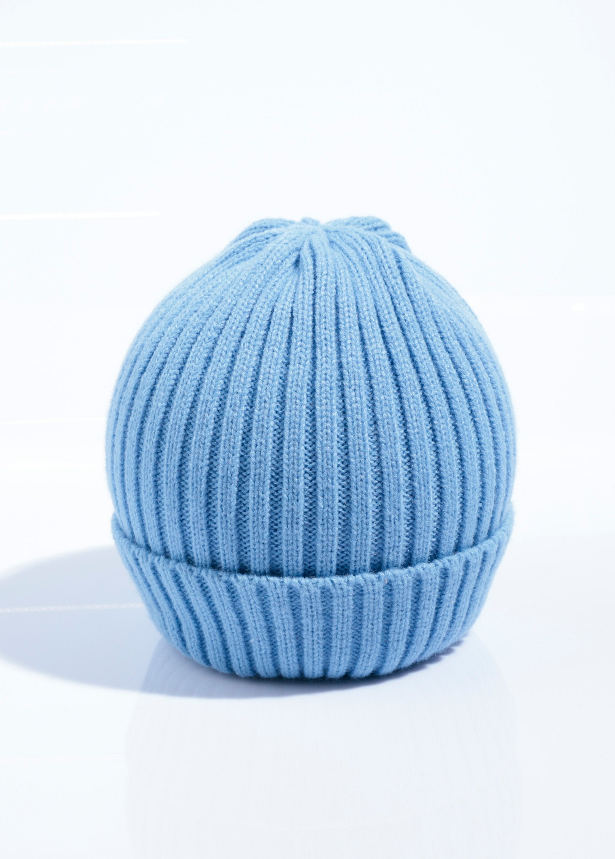 Cappello_in_maglia_con_risvolto_Bleu_clair_FA2_slim