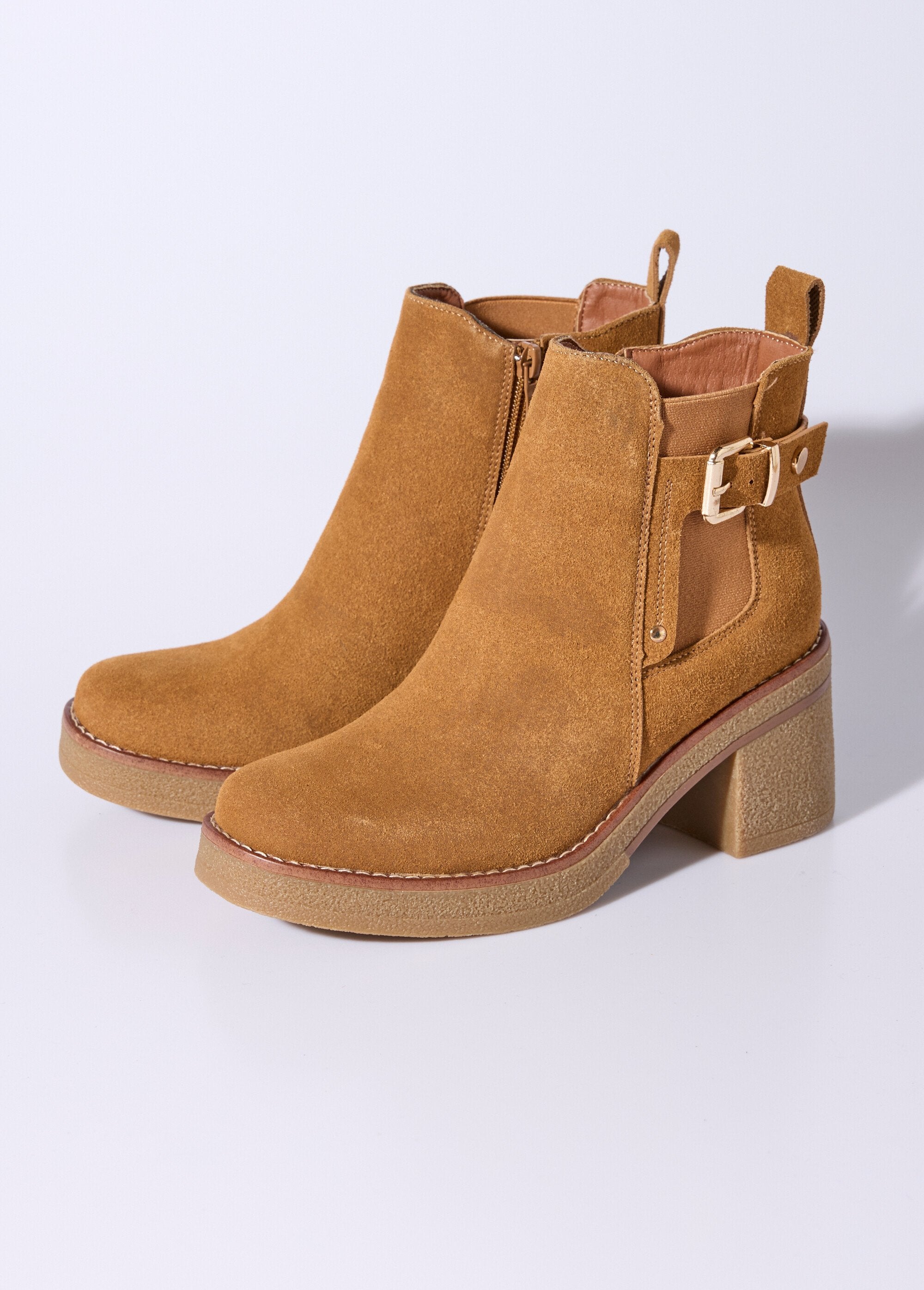 Stivali_con_tacco_alto_e_suola_in_crêpe_Camel_DE1_slim