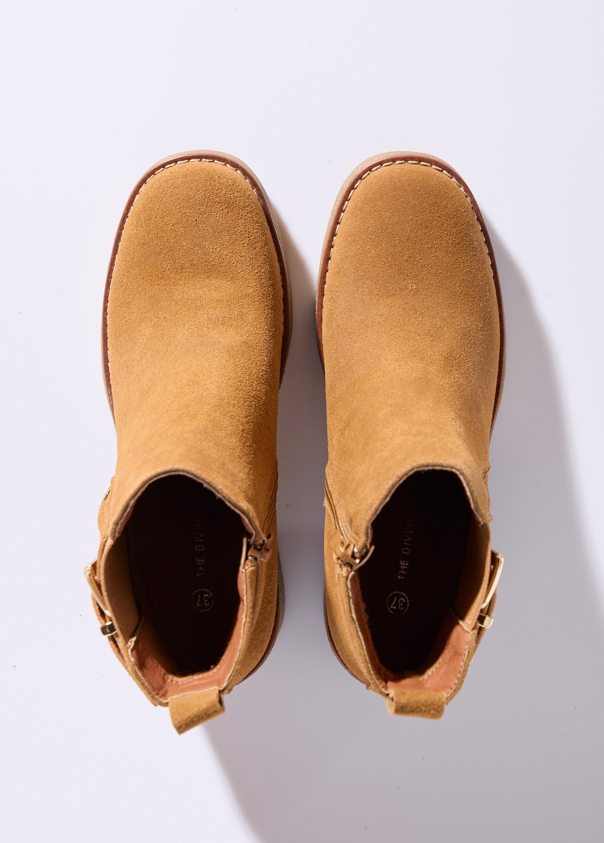 Stivali_con_tacco_alto_e_suola_in_crêpe_Camel_OV1_slim