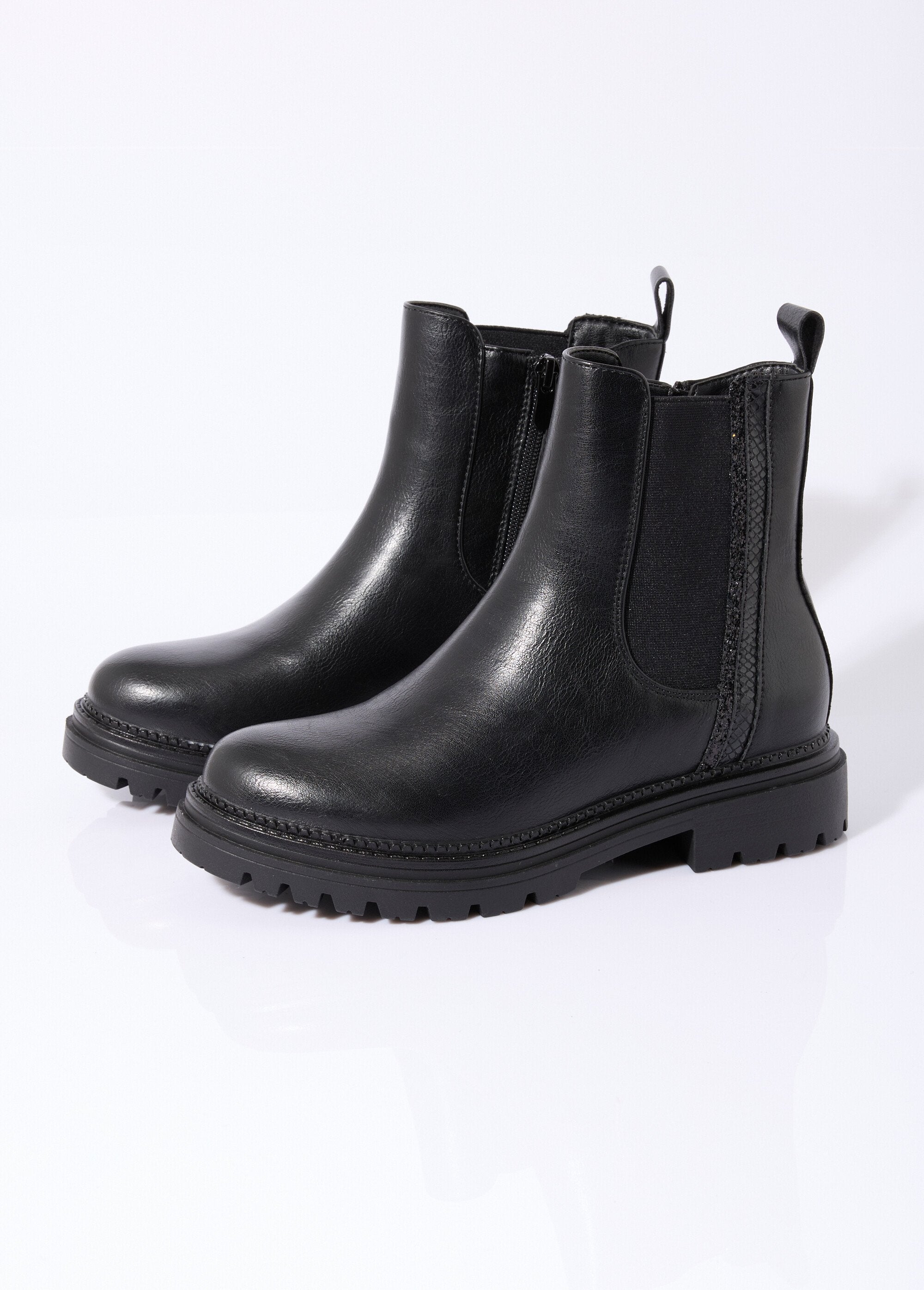 Boots_Chelsea_crantées_détails_matières_Noir_DE1_slim
