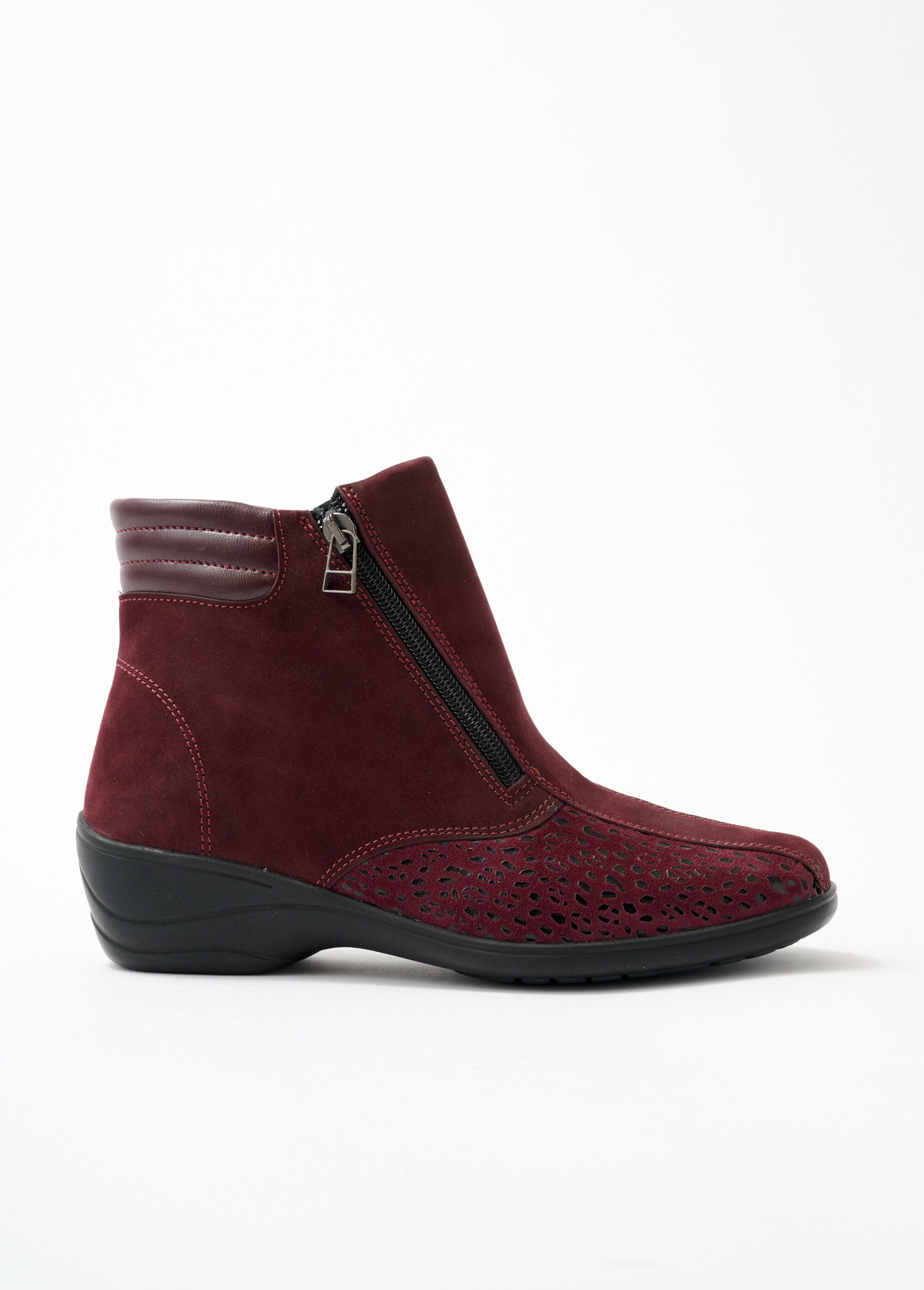 Stivali_in_pelle_nubuck_con_lati_elasticizzati_Bordeaux_DR1_slim