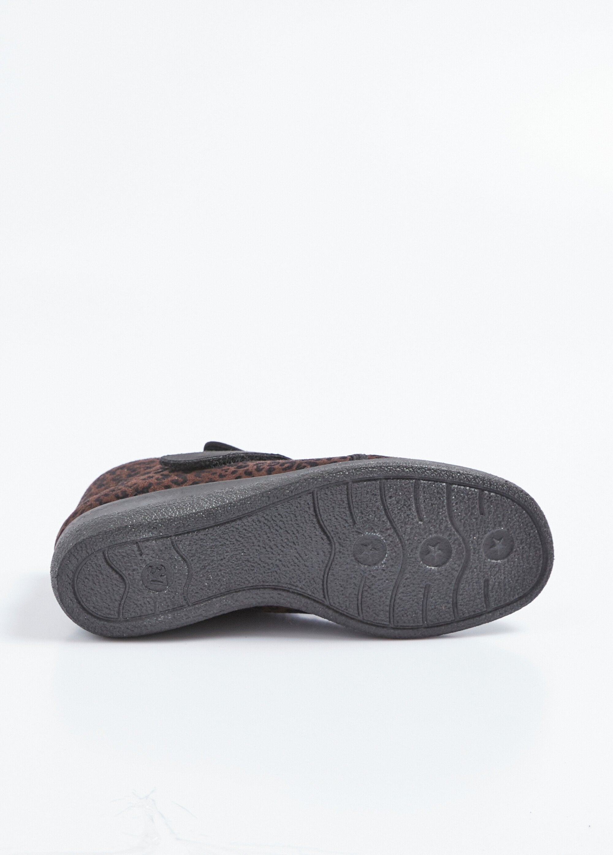 Stivali_leopardati_o_a_tinta_unita_di_larghezza_confortevole_Marron_UN1_slim