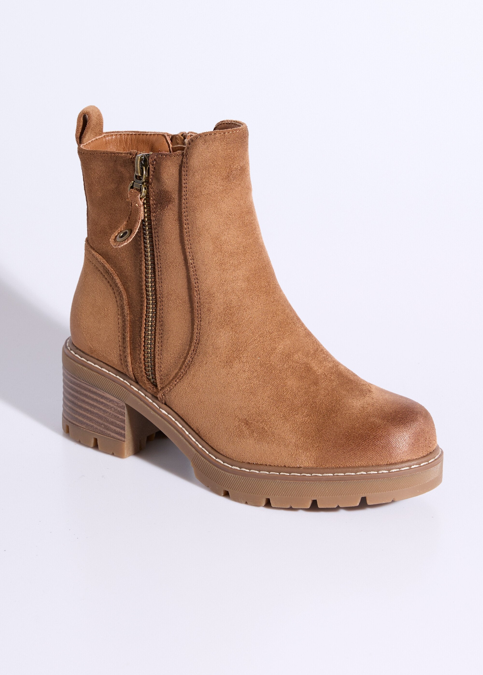 Stivali_con_cerniera_con_tacco_e_punta_effetto_usato_Camel_FA1_slim
