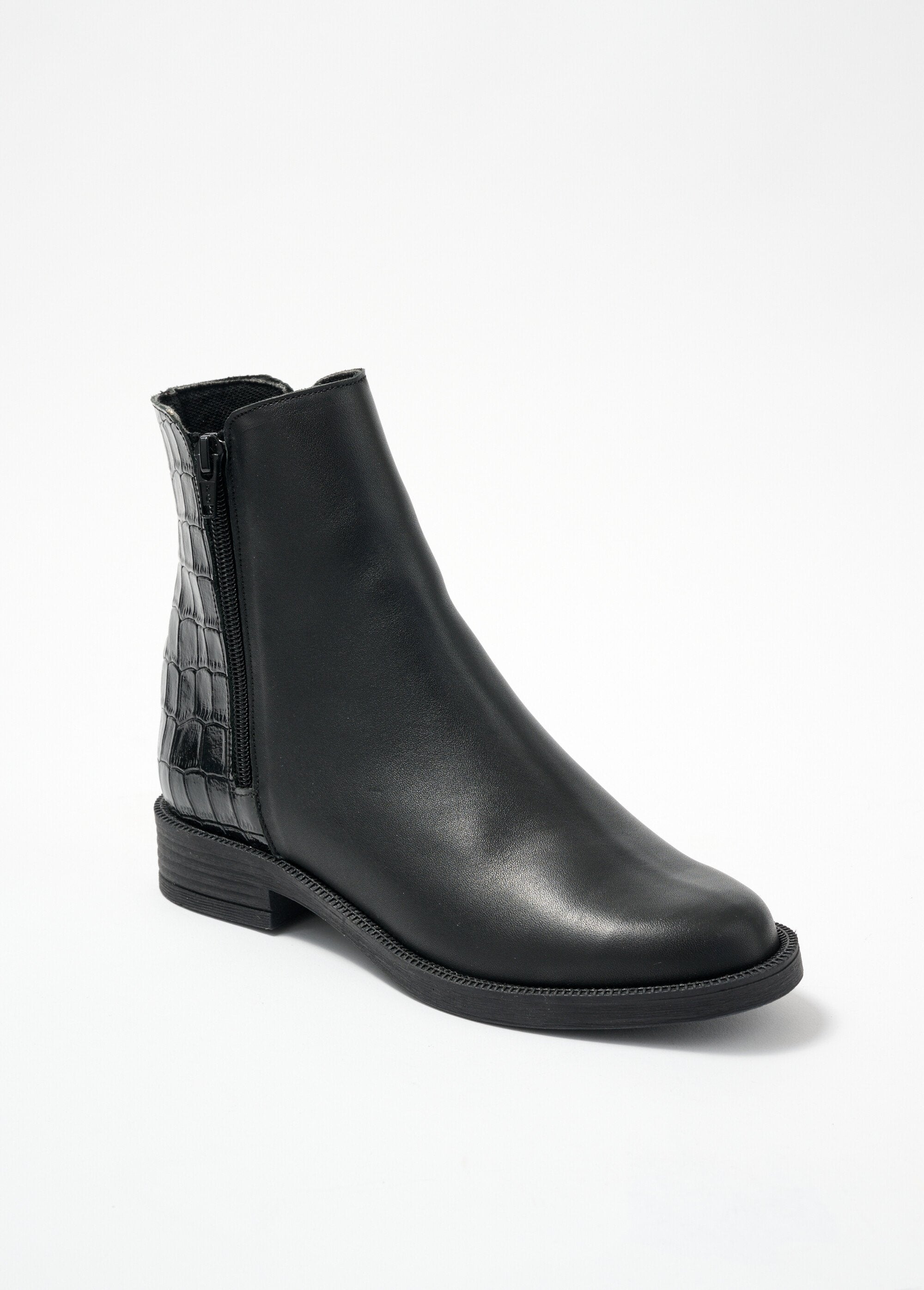 Boots_zippées_cuir_largeur_confort_effet_croco_Noir_FA1_slim