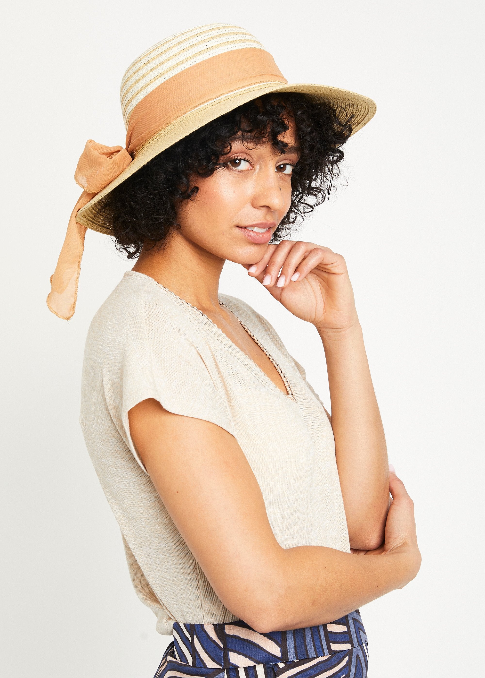 Cappello_di_paglia_a_righe_con_nastro_e_fiocco_Beige_FA1_slim