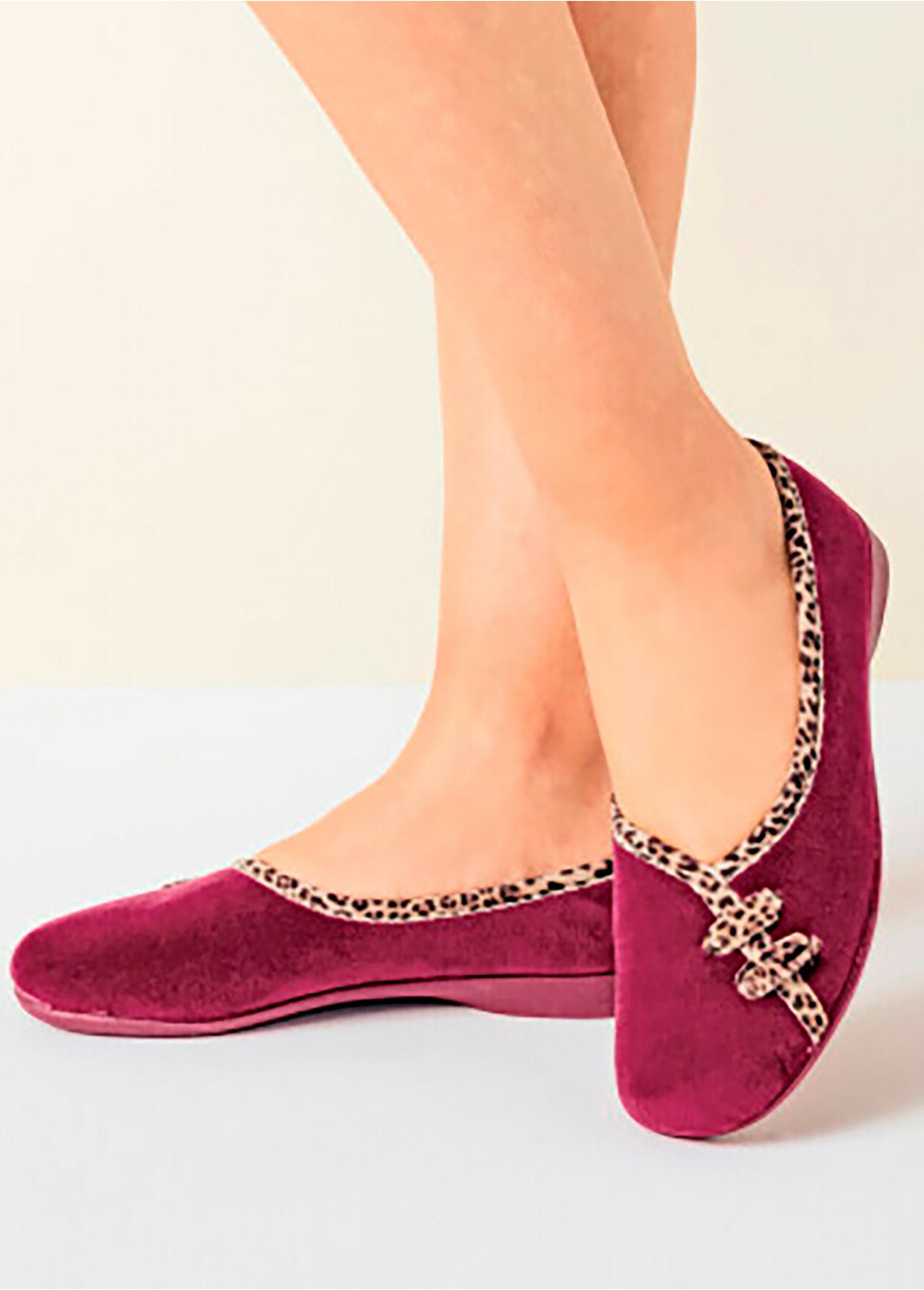 Pantofole_ballerine_in_microfibra_di_larghezza_confortevole_Bordeaux_SF1_slim